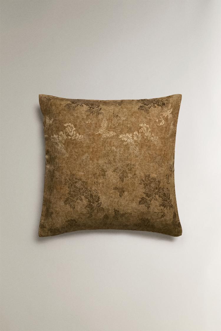 GOLD JACQUARD THROW PILLOW COVER | MARISA BERENSON - Zara product image