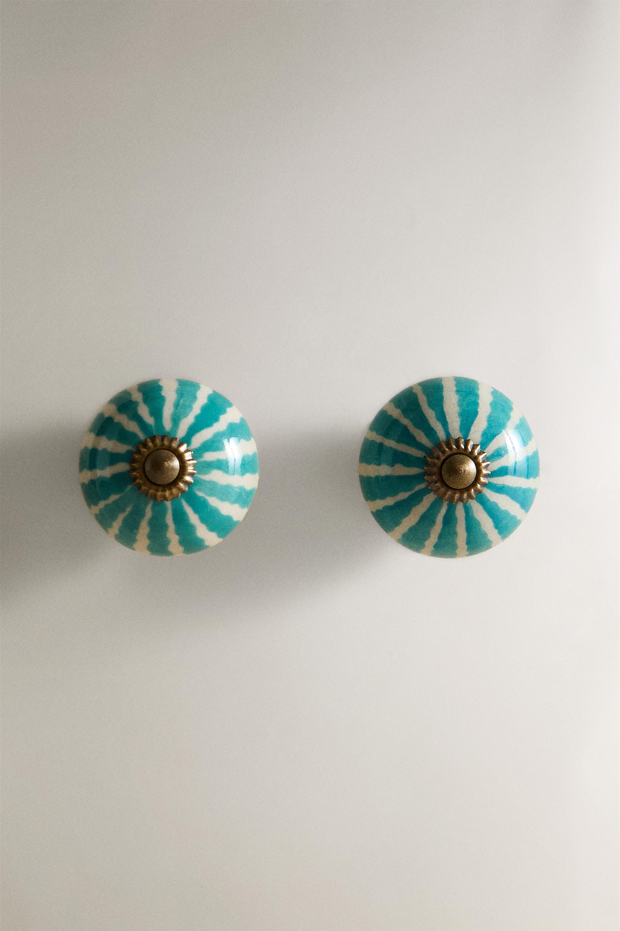 SET OF CERAMIC FLOWER KNOBS (SET OF 2