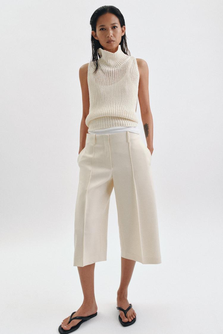 ZW COLLECTION STRAIGHT SHORTS WITH PLEATS - Zara product image