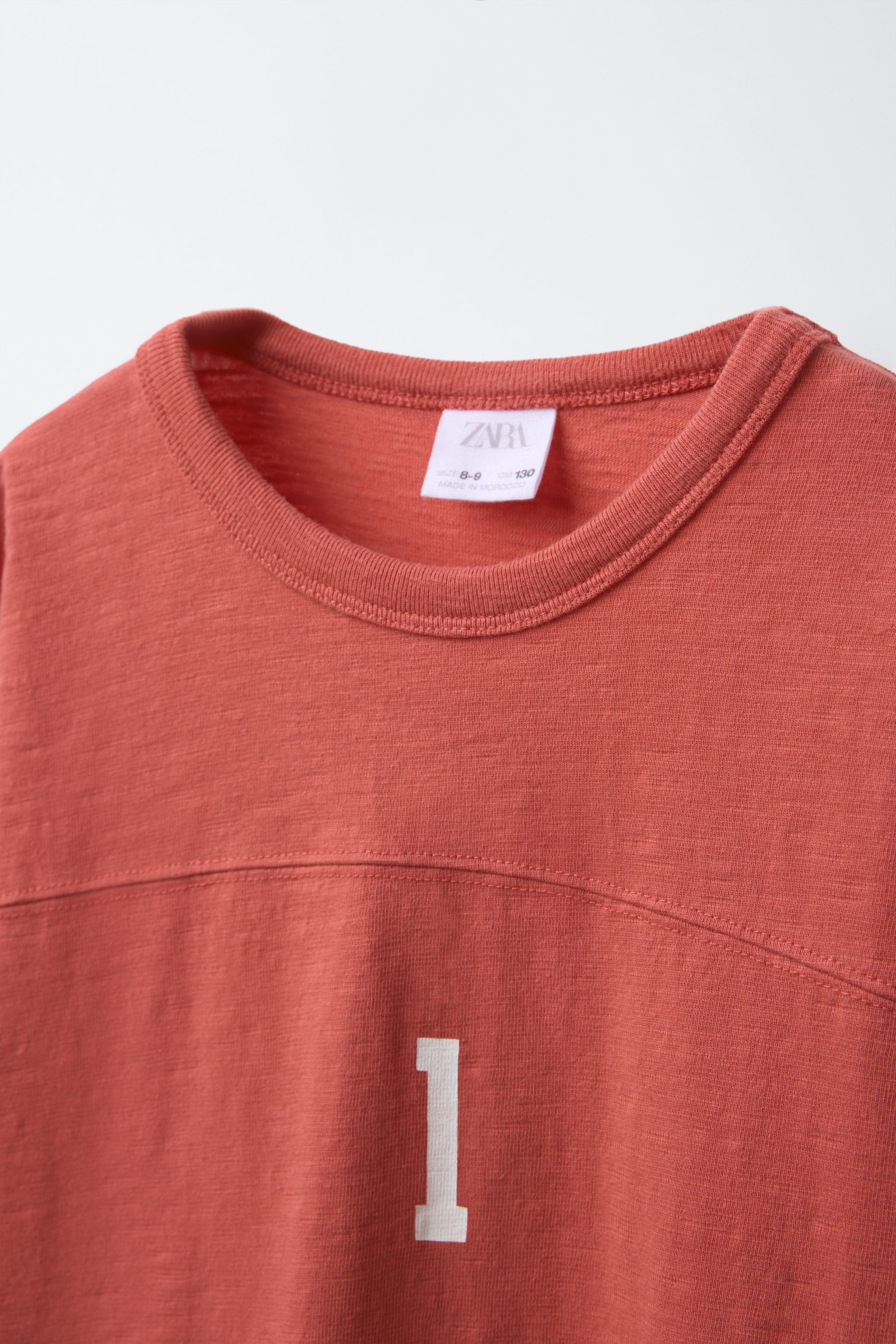 T-SHIRT STYLE UNIVERSITAIRE