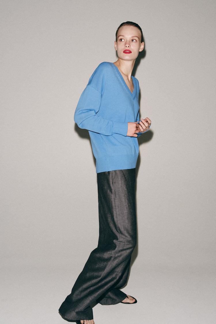 V-NECK KNIT JUMPER - Zara product image