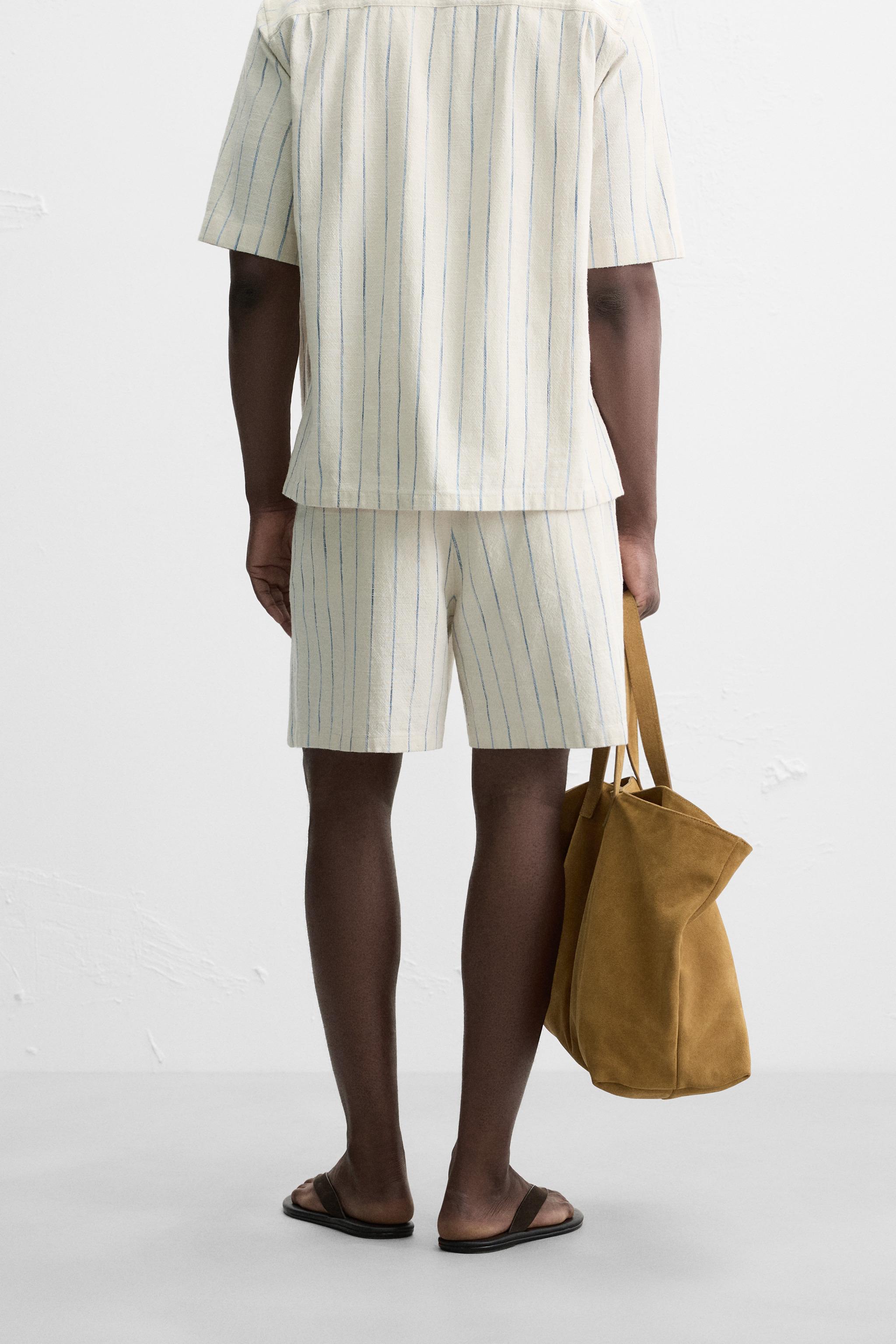 TEXTURED STRIPED SHORTS