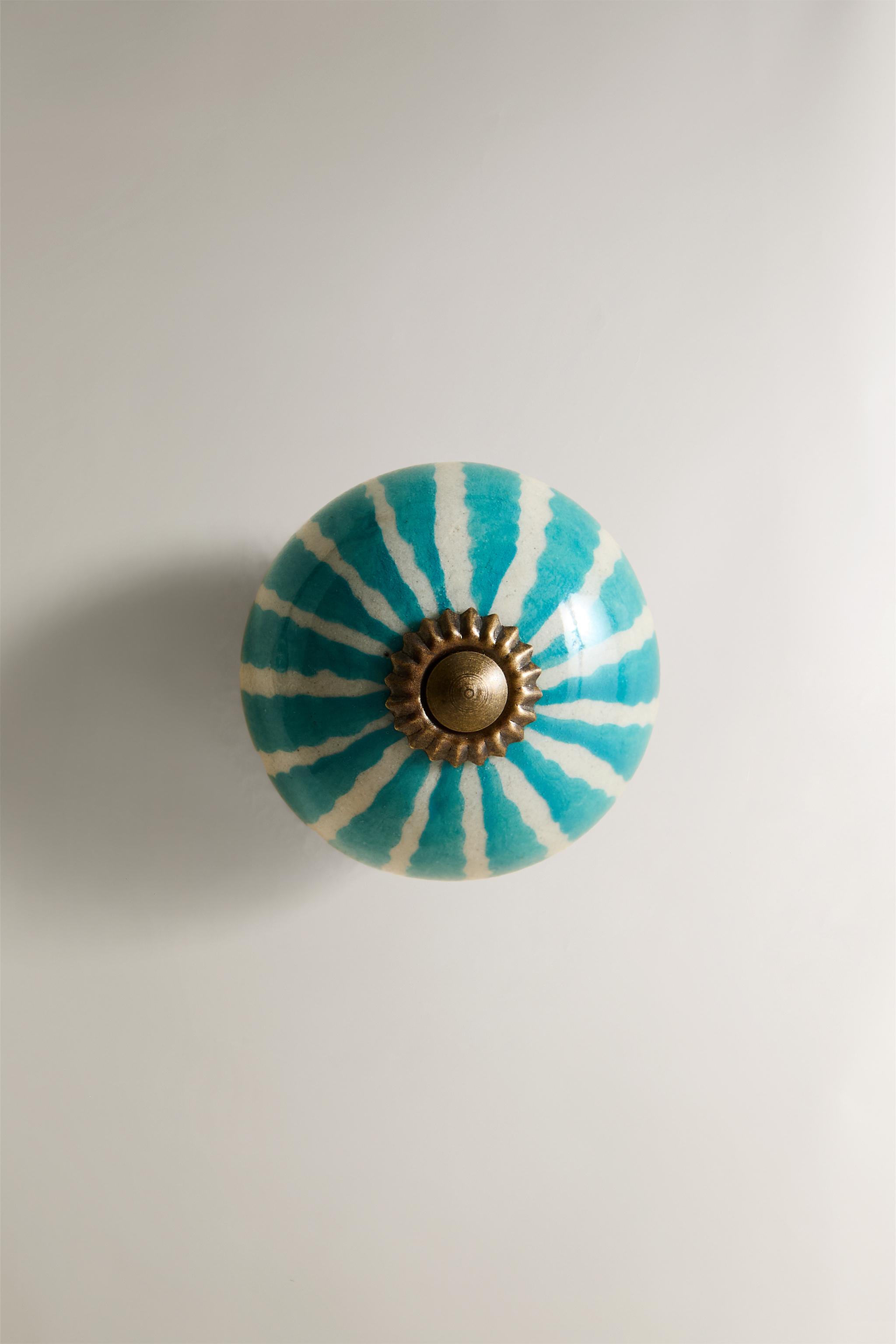 SET OF CERAMIC FLOWER KNOBS (SET OF 2