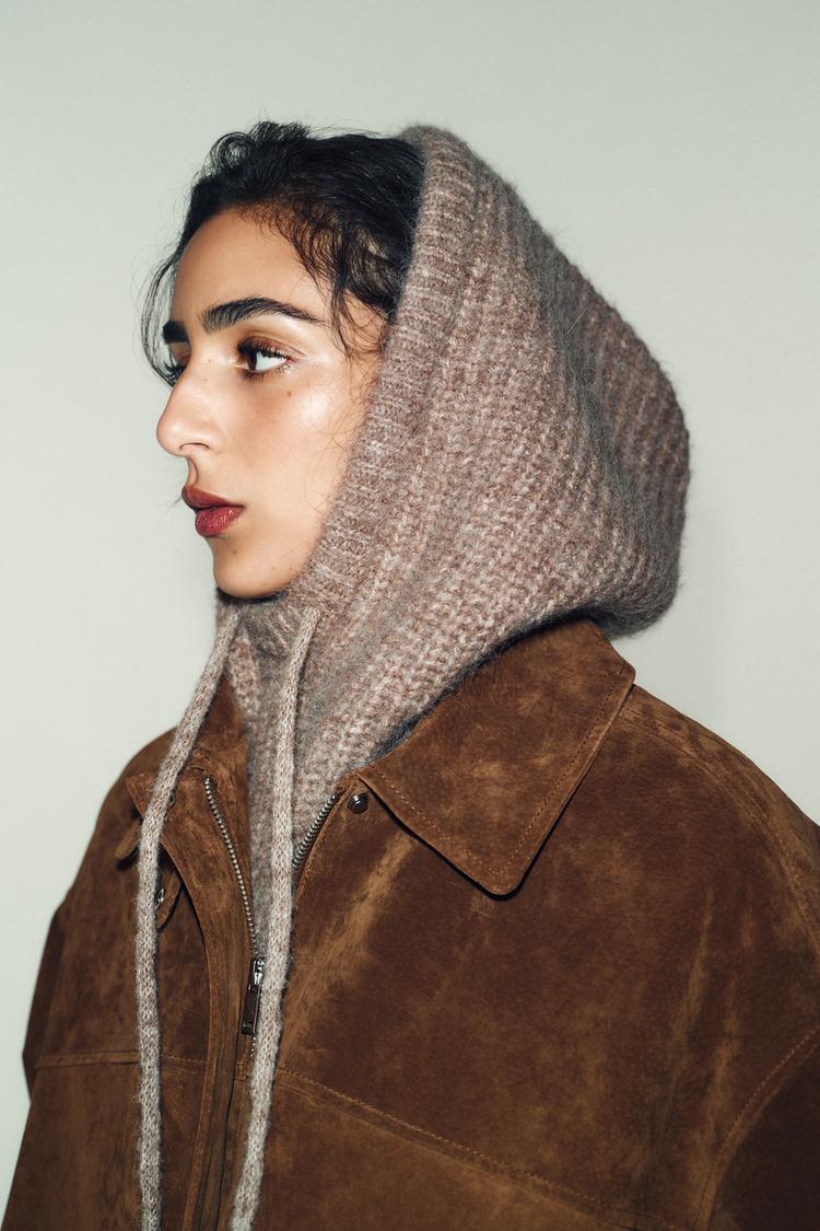 CHUNKY RIBBED HOOD - Zara product image
