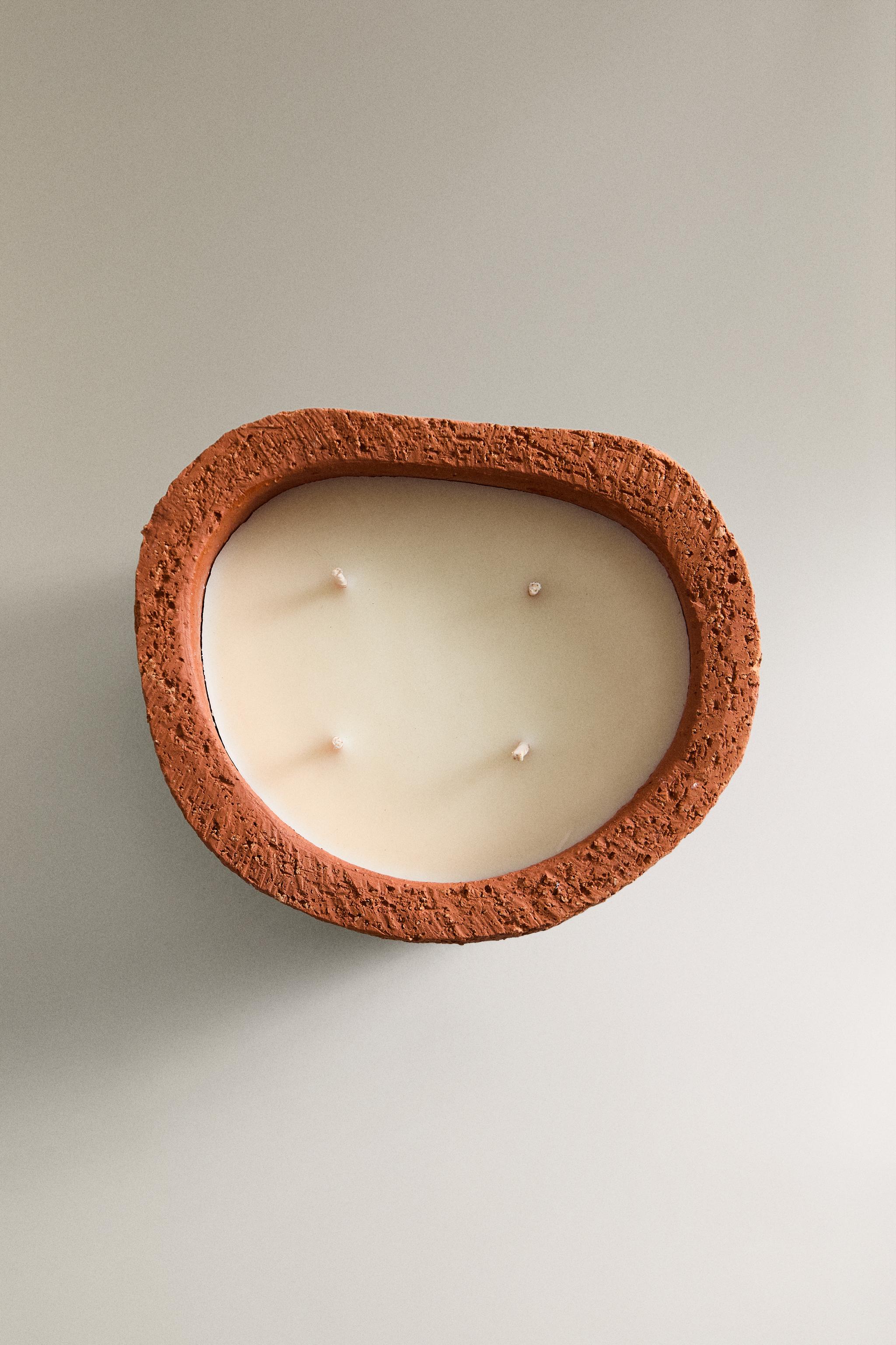 (800 G) BOUGIE D’EXTÉRIEUR PARFUMÉE CITRONNELLE