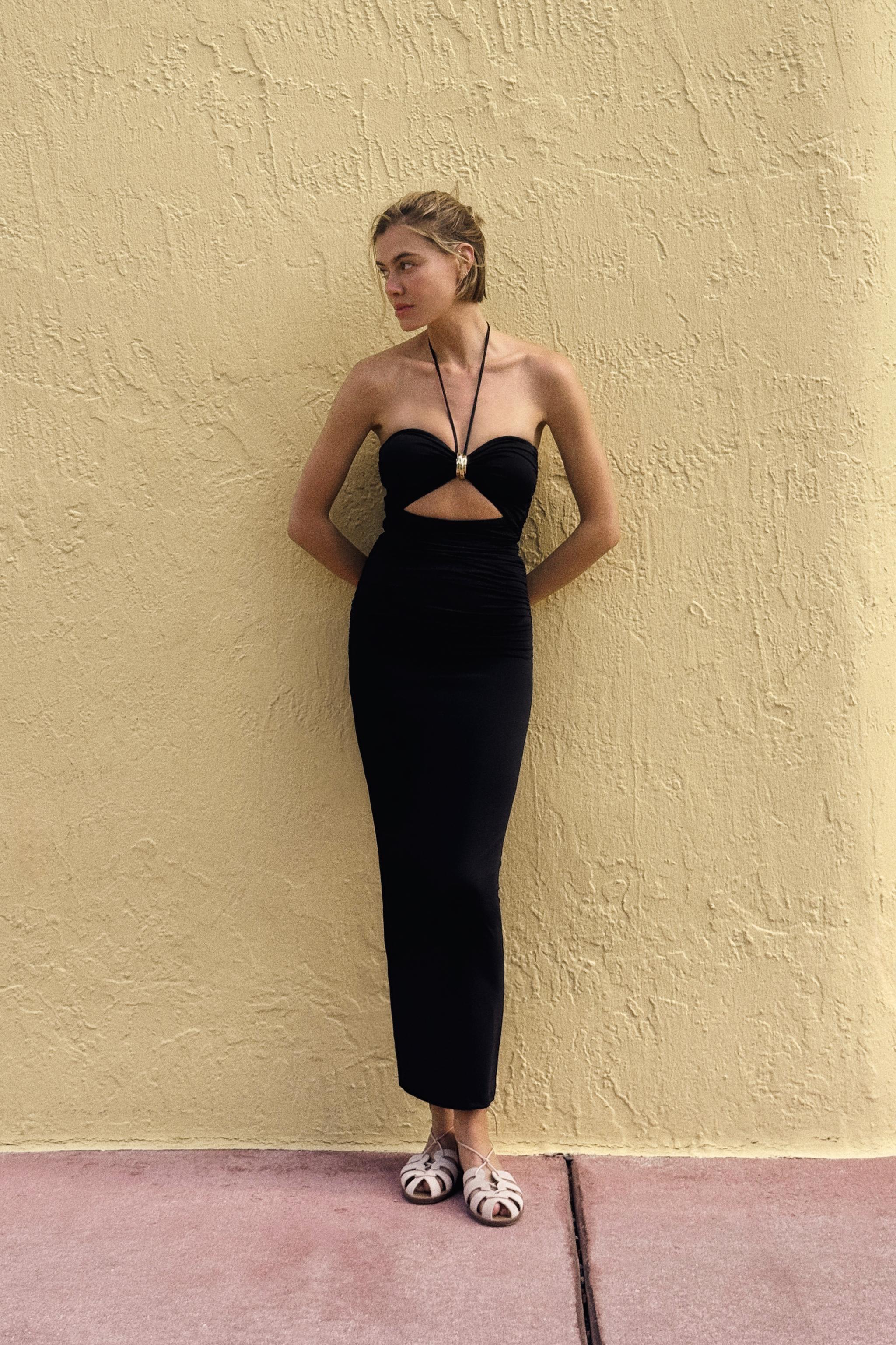 ROBE MIDI CUT OUT
