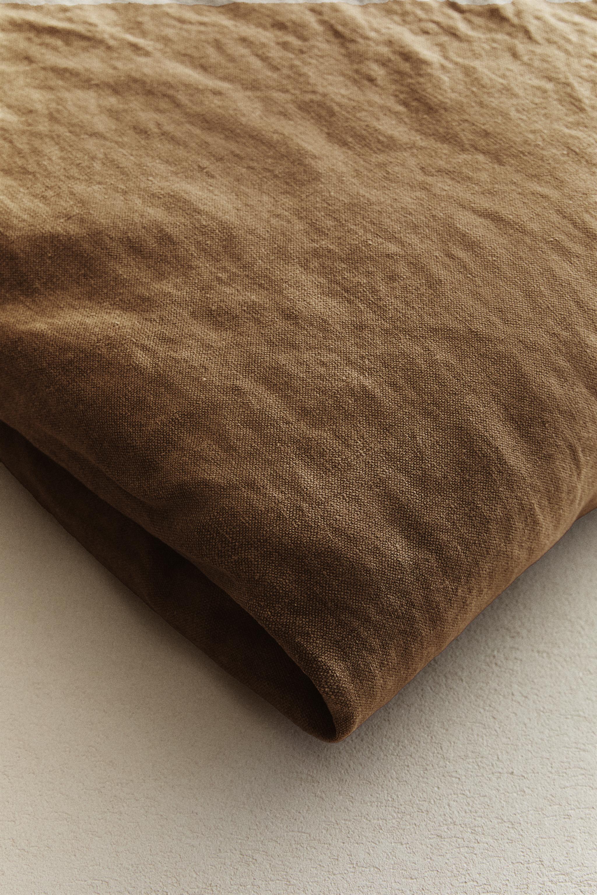 WASHED LINEN TOPPER