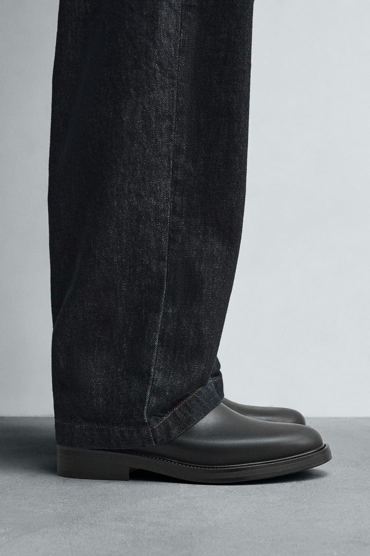 DRESS CHELSEA BOOTS - Zara product image