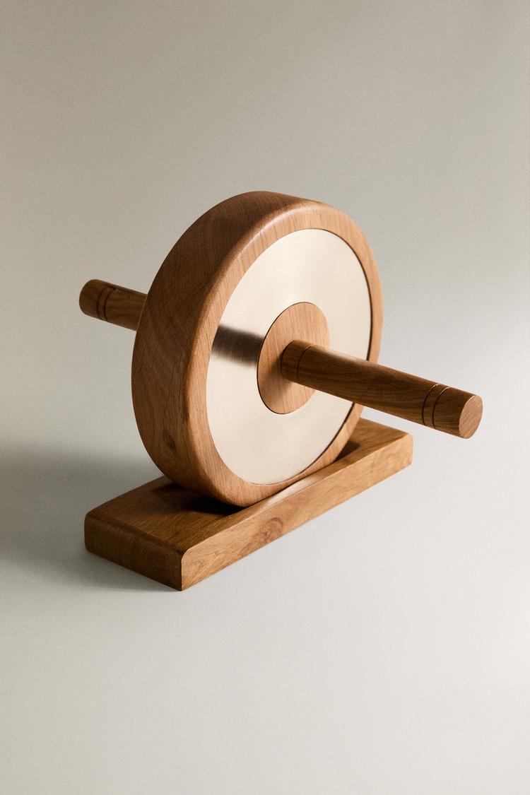 WOODEN TRAINING WHEEL AND BASE - Zara product image