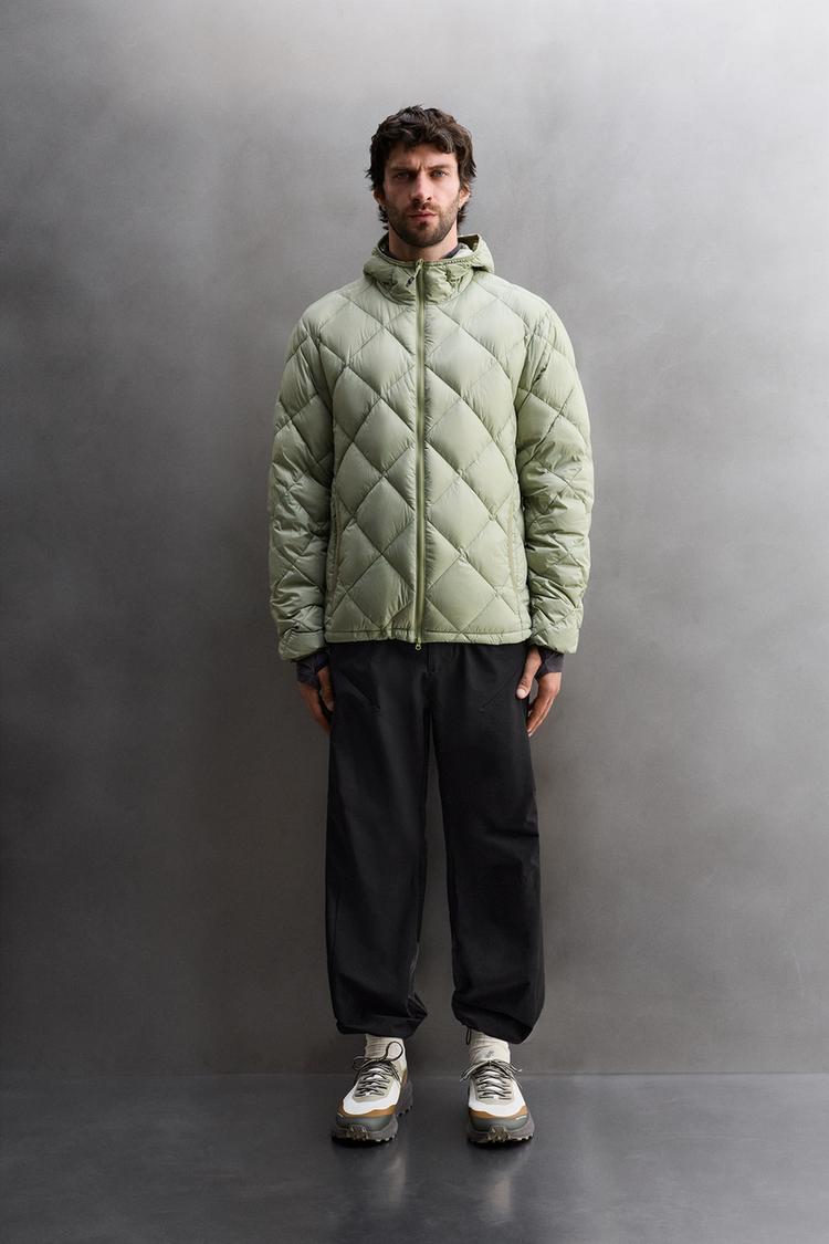 80% DOWN - 20% FEATHER JACKET