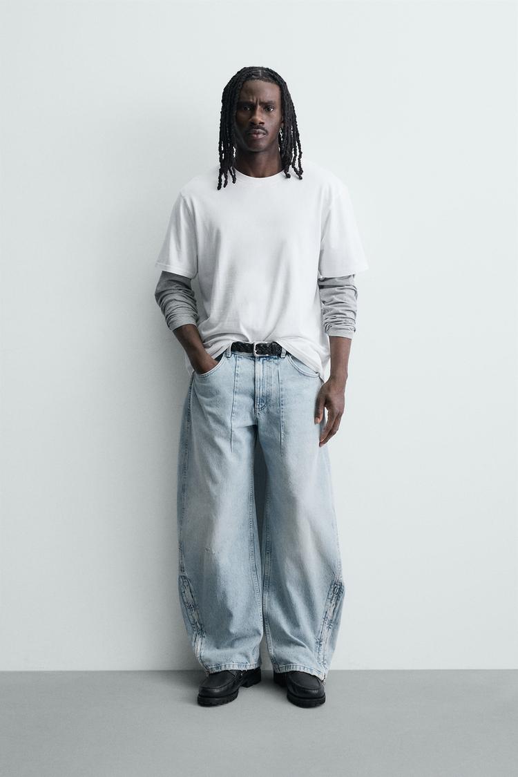 ZIPPERED BALLOON FIT JEANS - Zara product image