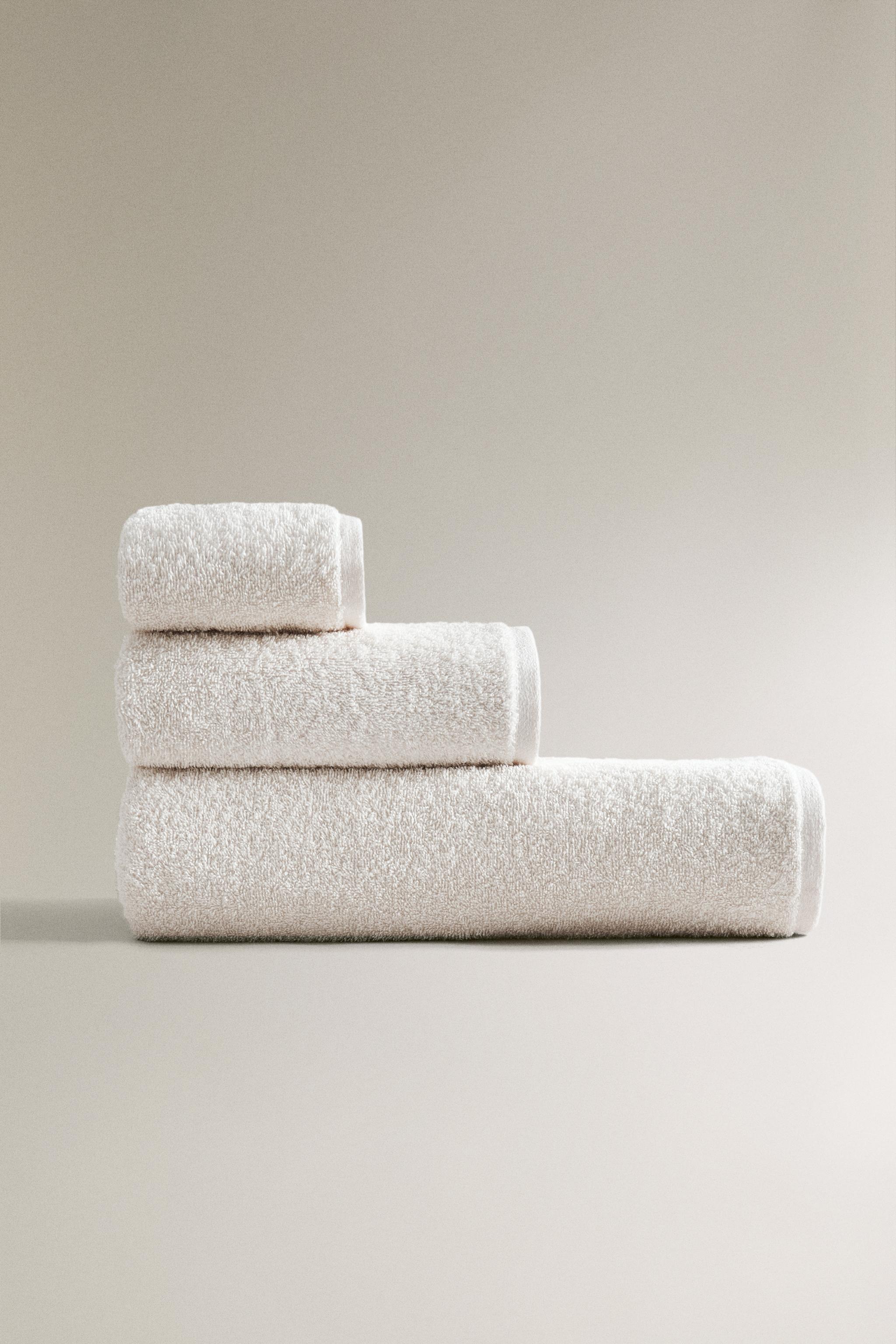 COTTON AND HEMP BATH TOWEL