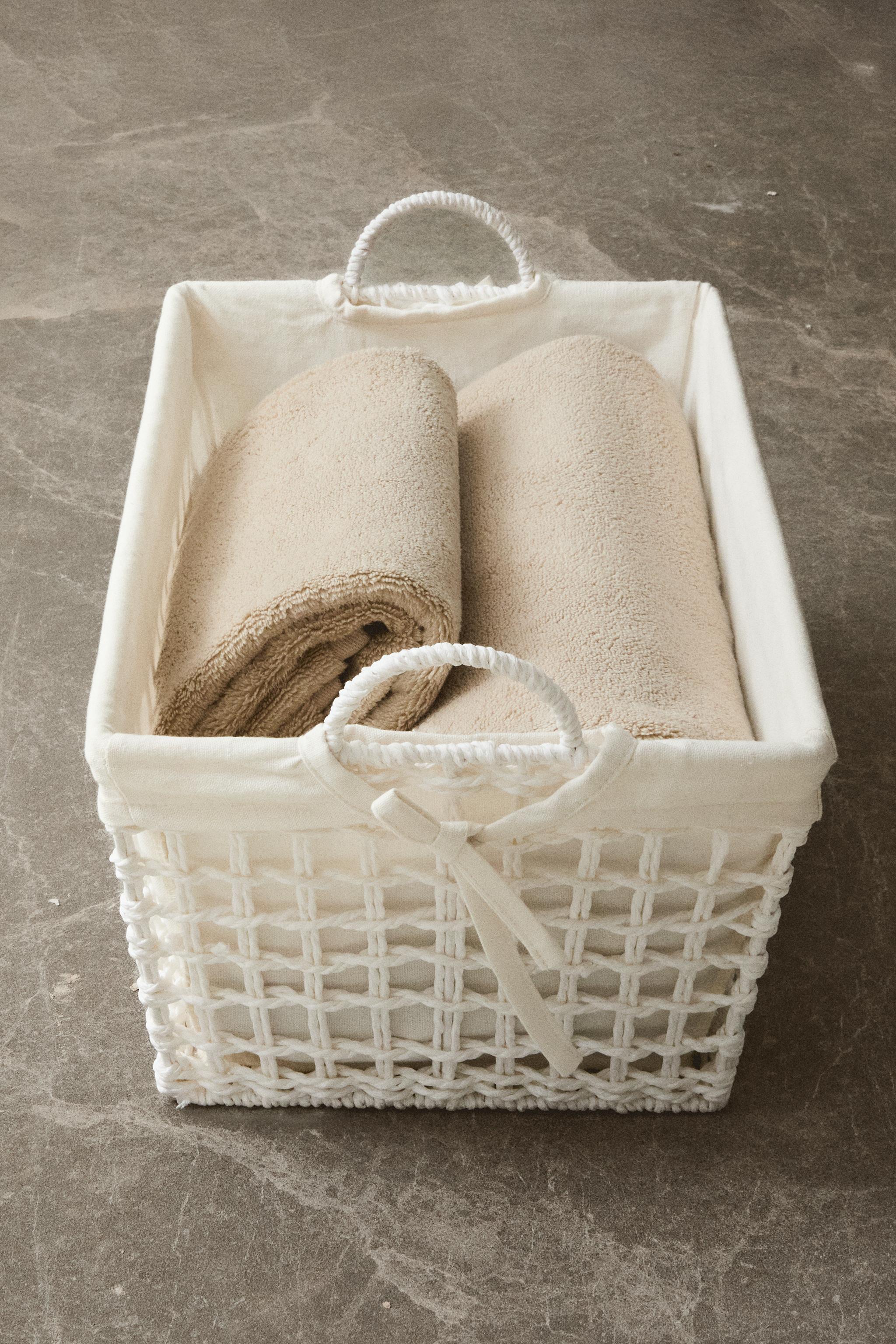 PANIER AVEC TISSU INTÉRIEUR