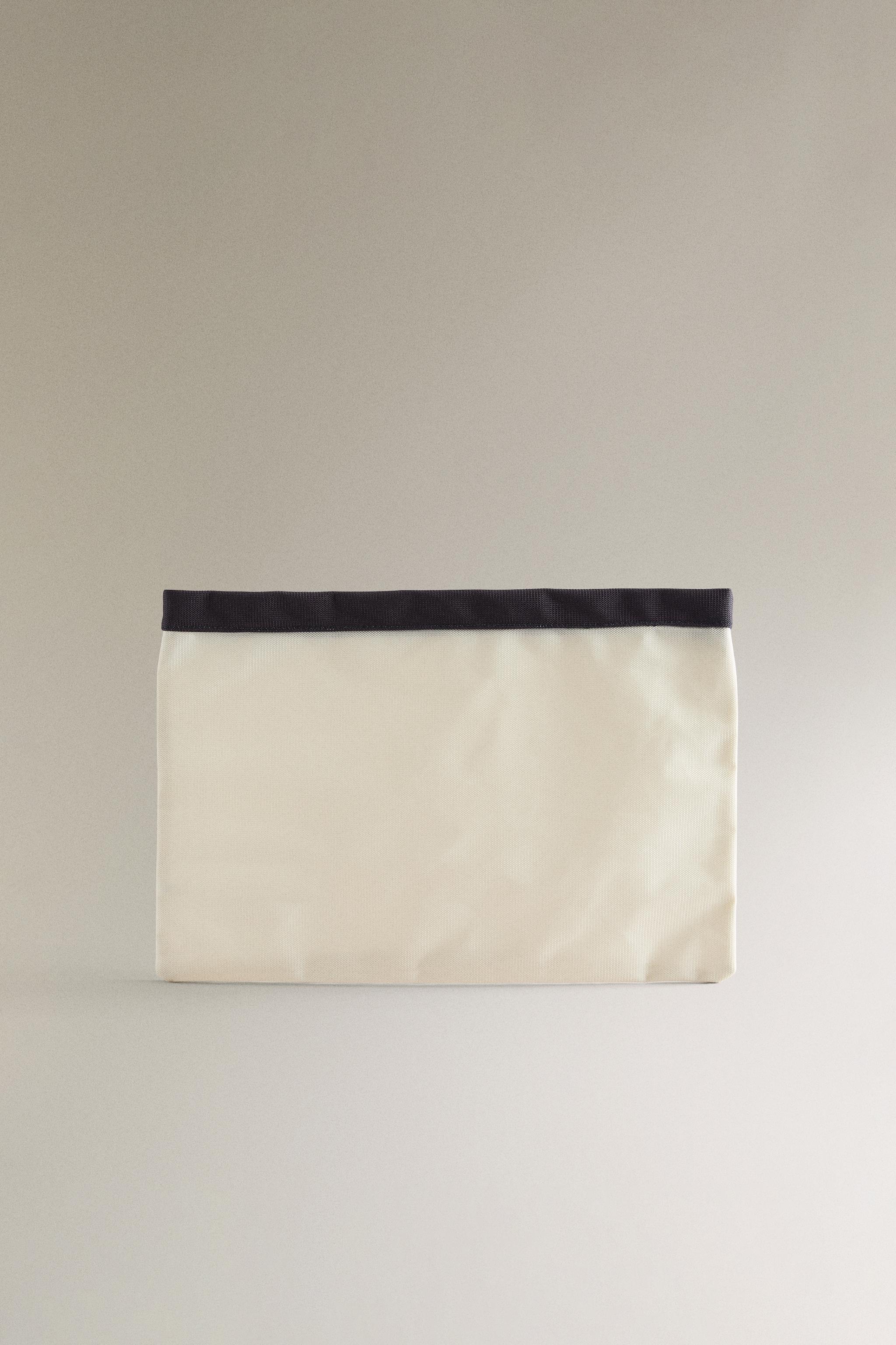 TROUSSE DE TOILETTE GRAND FORMAT WATERPROOF