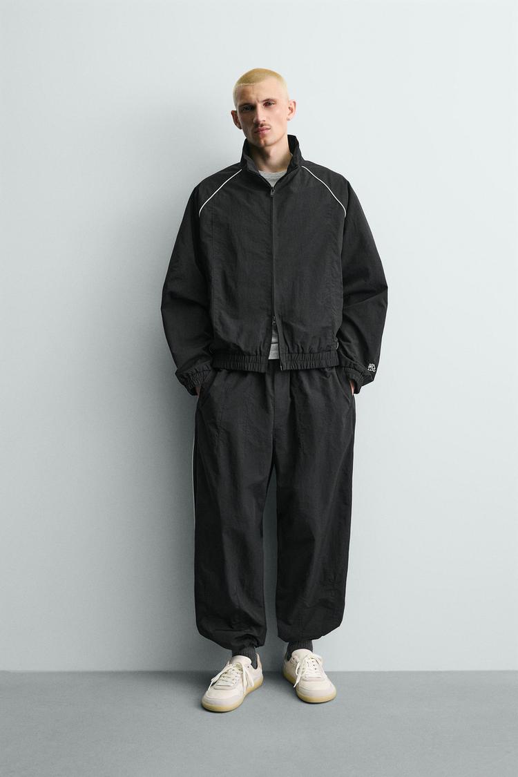 CONTRASTING TECHNICAL JACKET - Zara product image