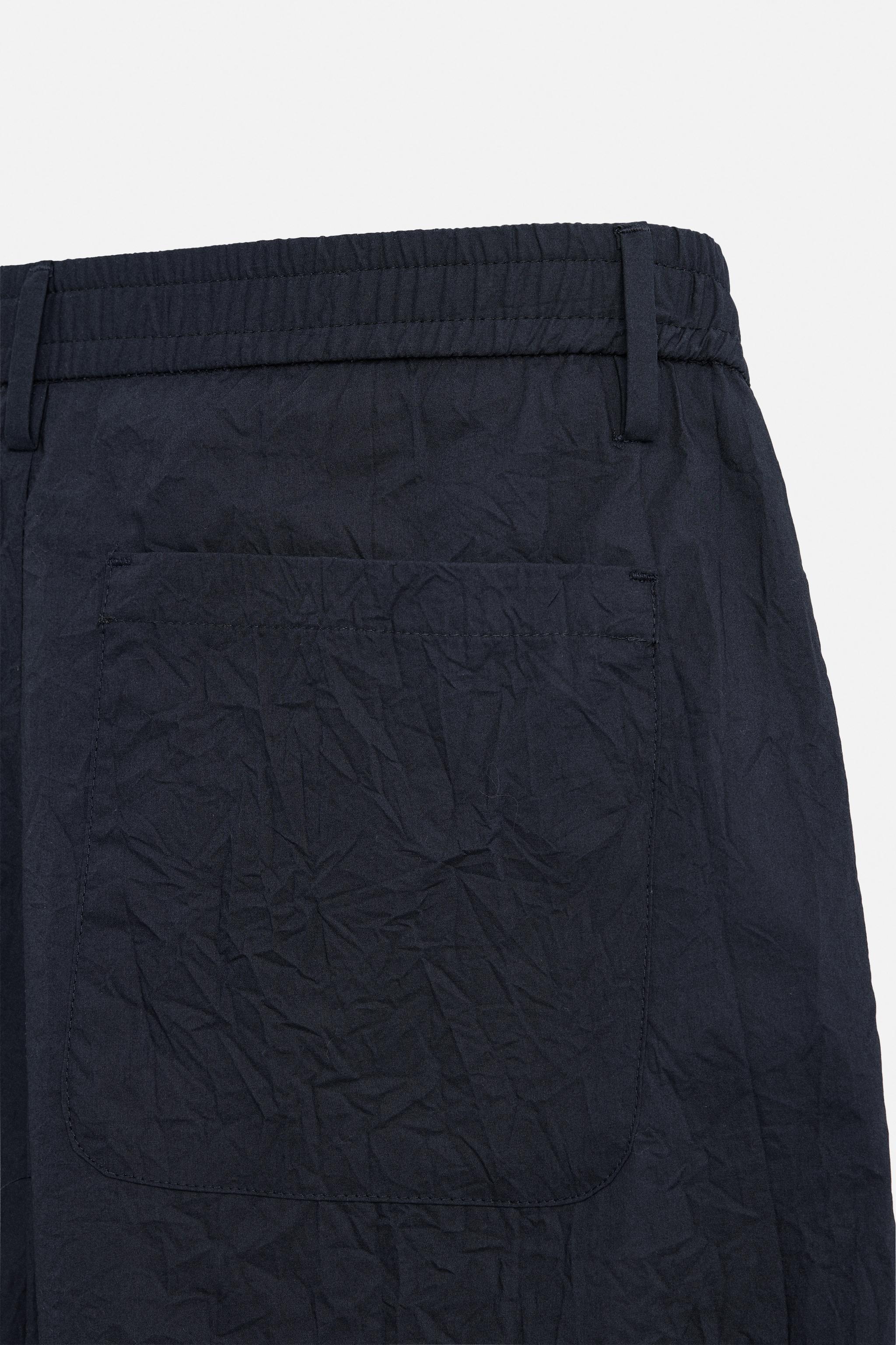 PANTALON EN COTON À EFFET PLISSÉ