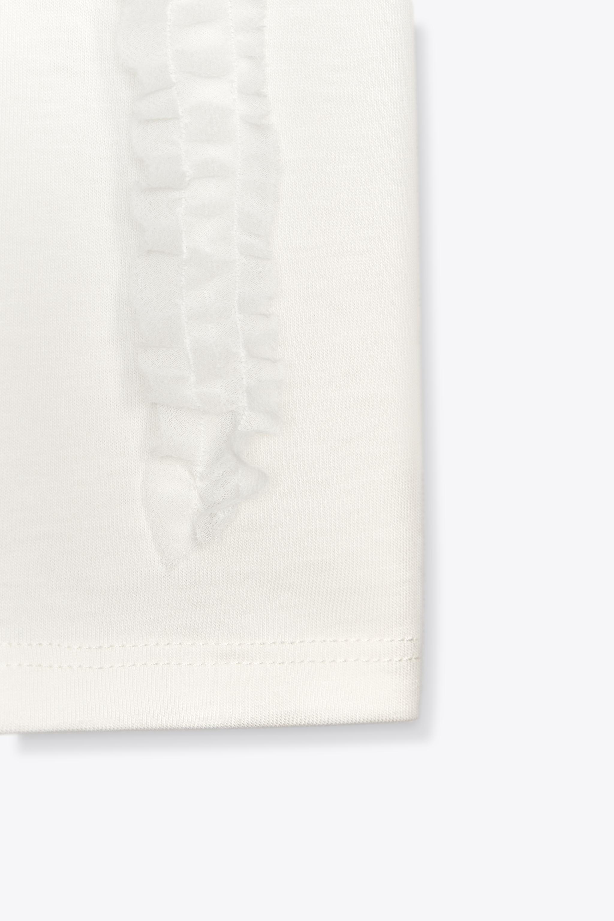 VOLUME RUCHED T-SHIRT