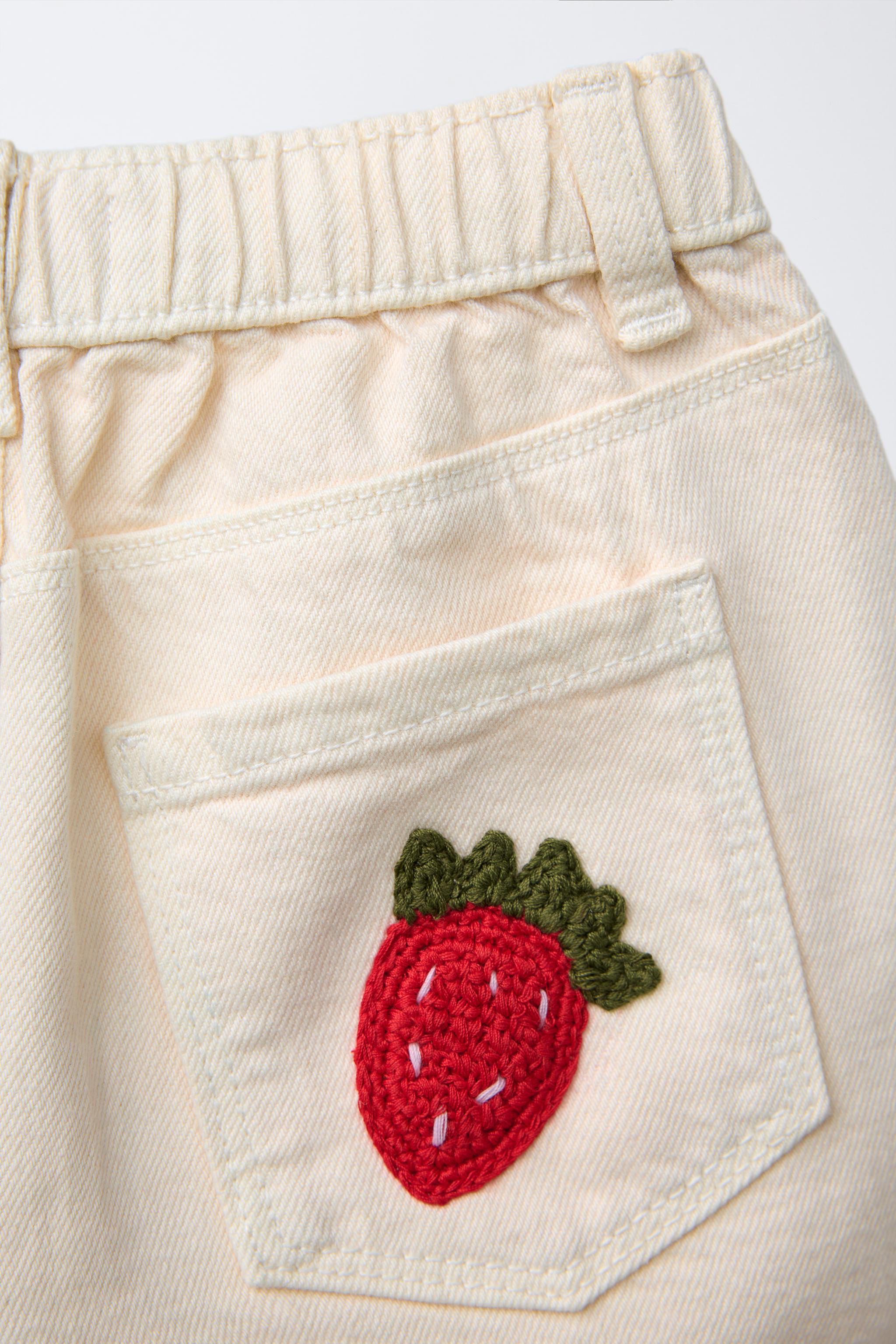 CROCHET STRAWBERRY TWILL SHORTS