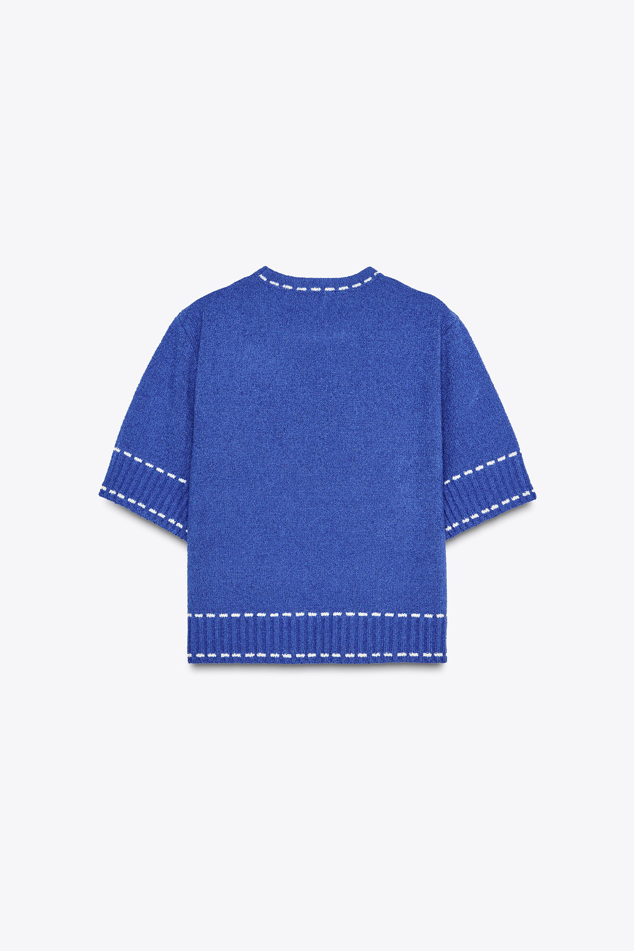 TOPSTITCH KNIT TOP