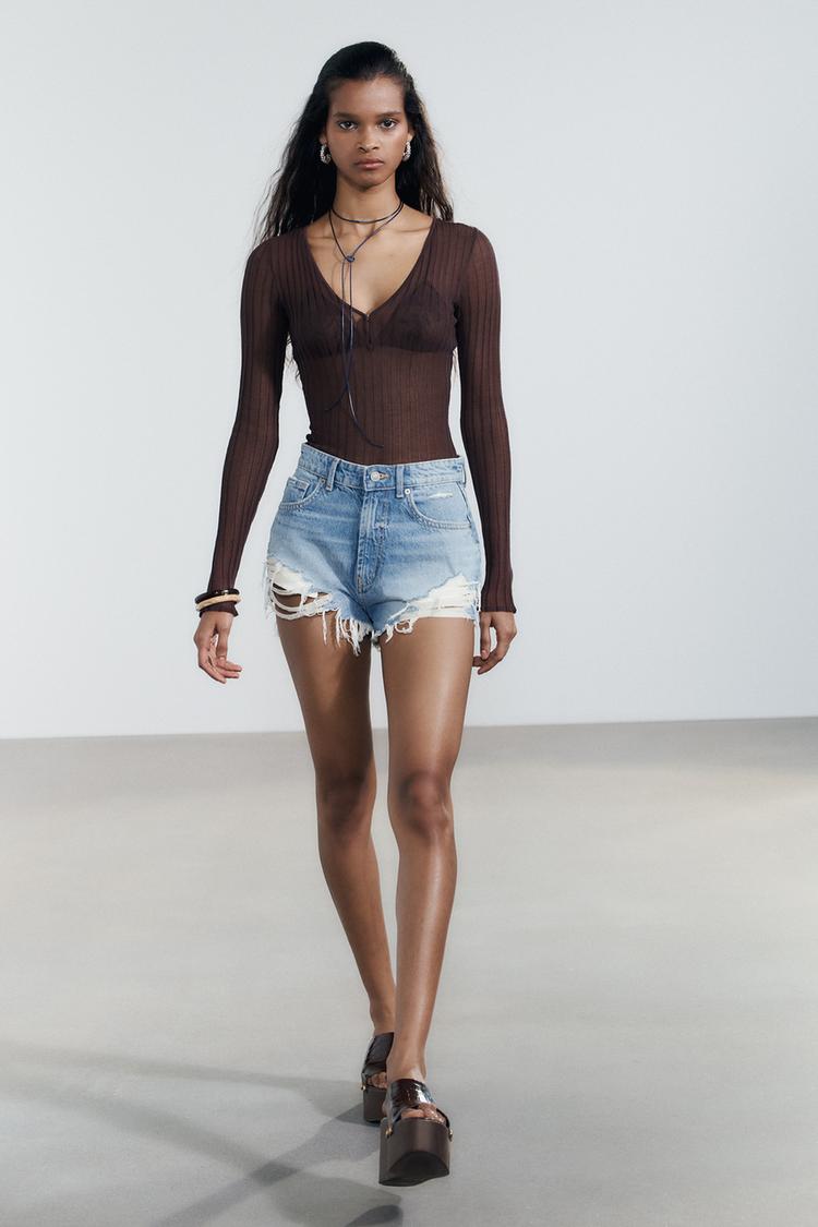 CURVED HIGH-WAISTED DENIM SHORTS - Zara product image