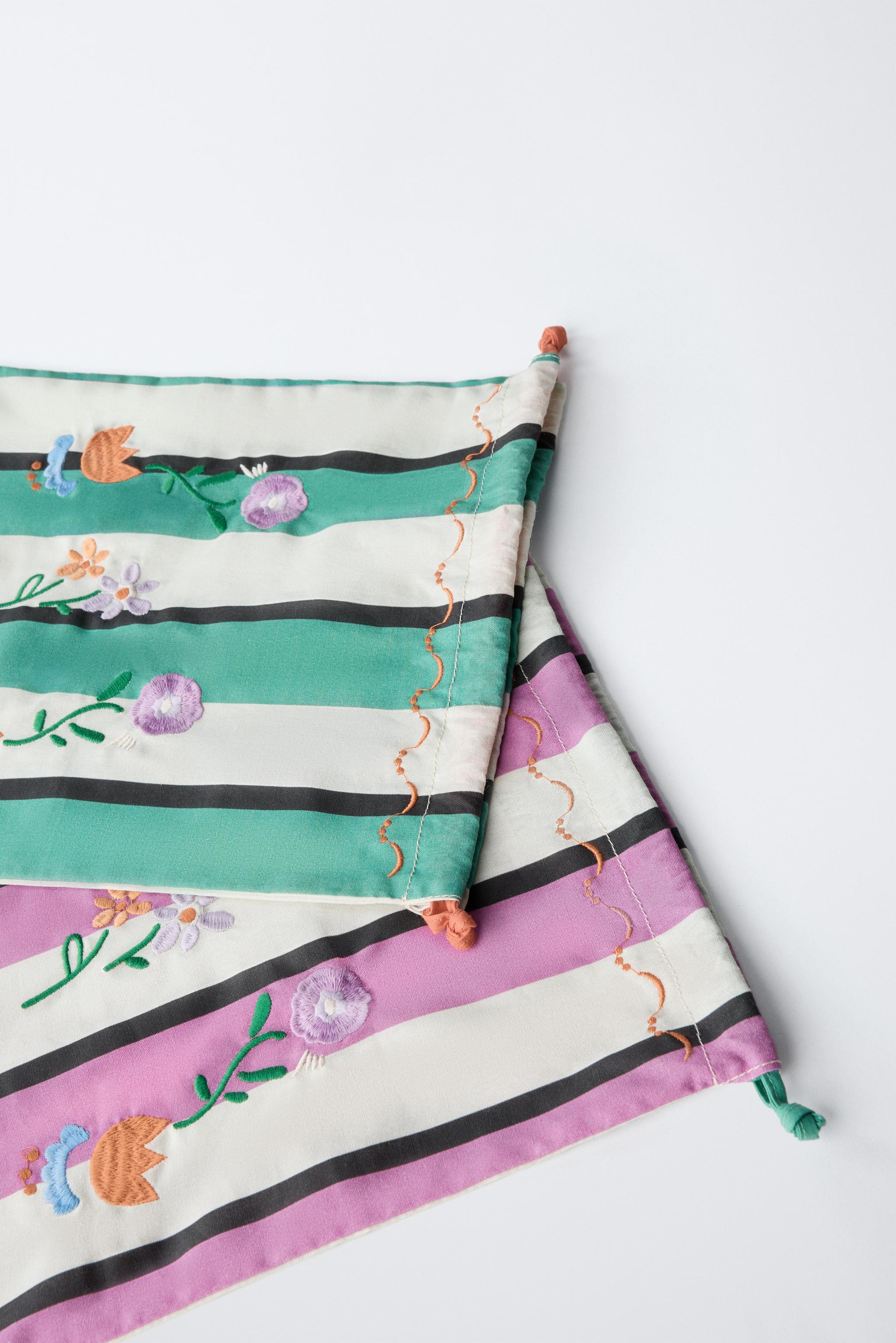FLORAL BAG PACK