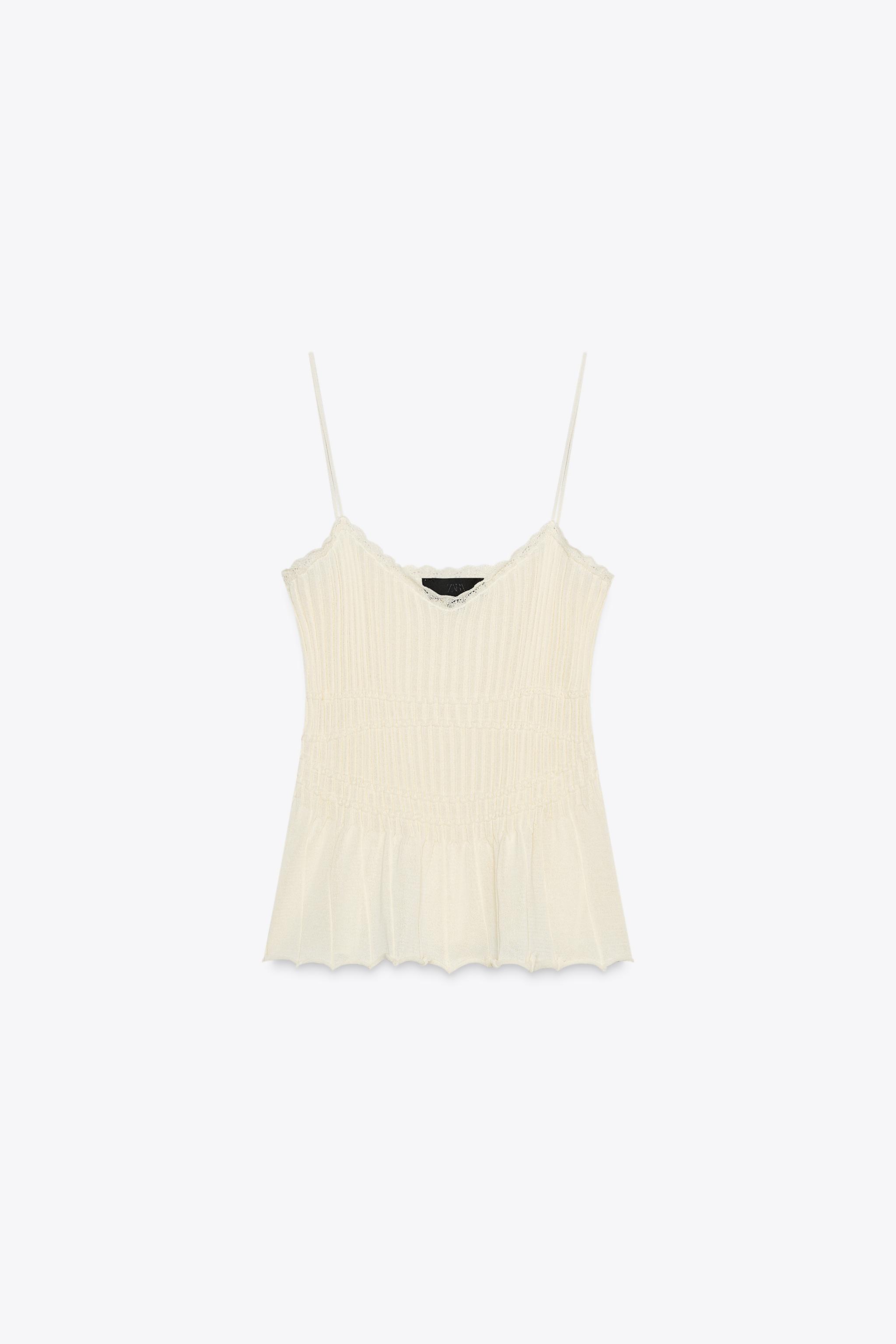 RIBBED KNIT TOP
