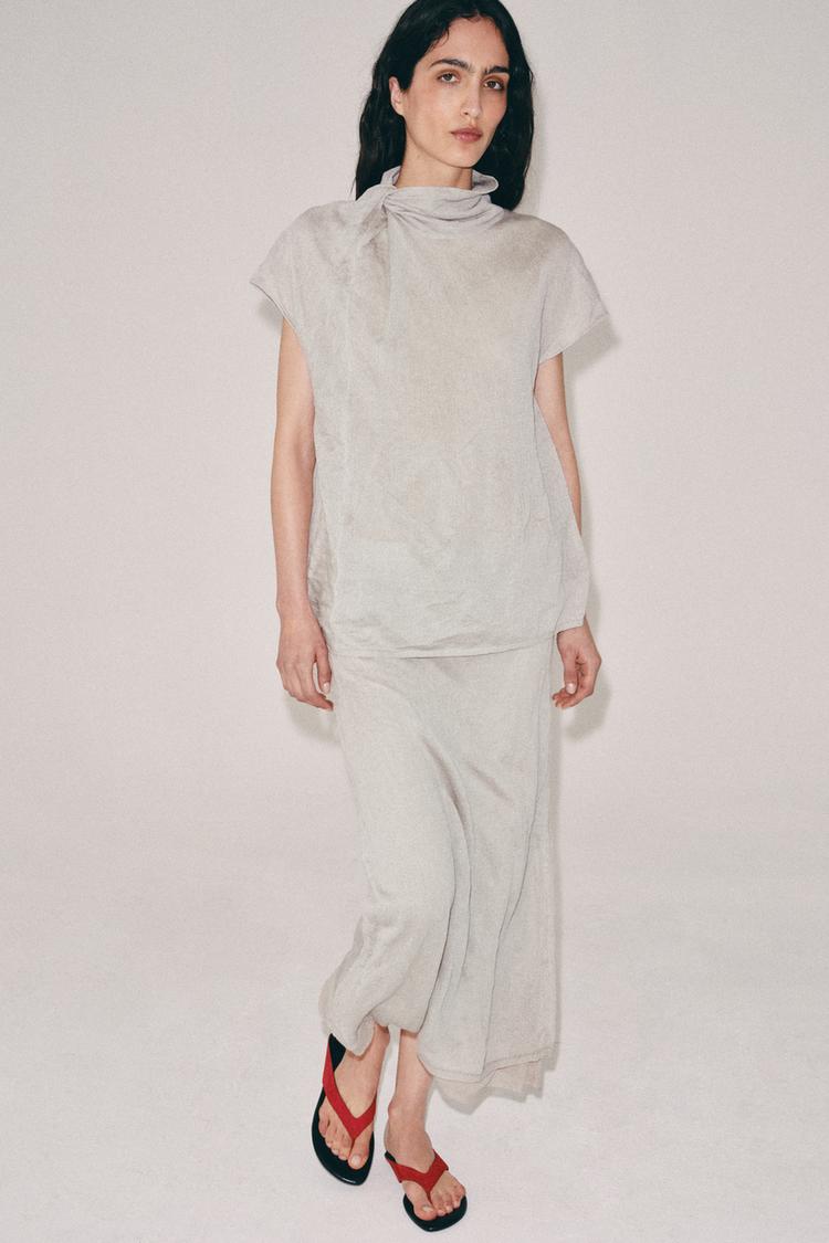 WRINKLED EFFECT KNIT MIDI SKIRT - Zara product image