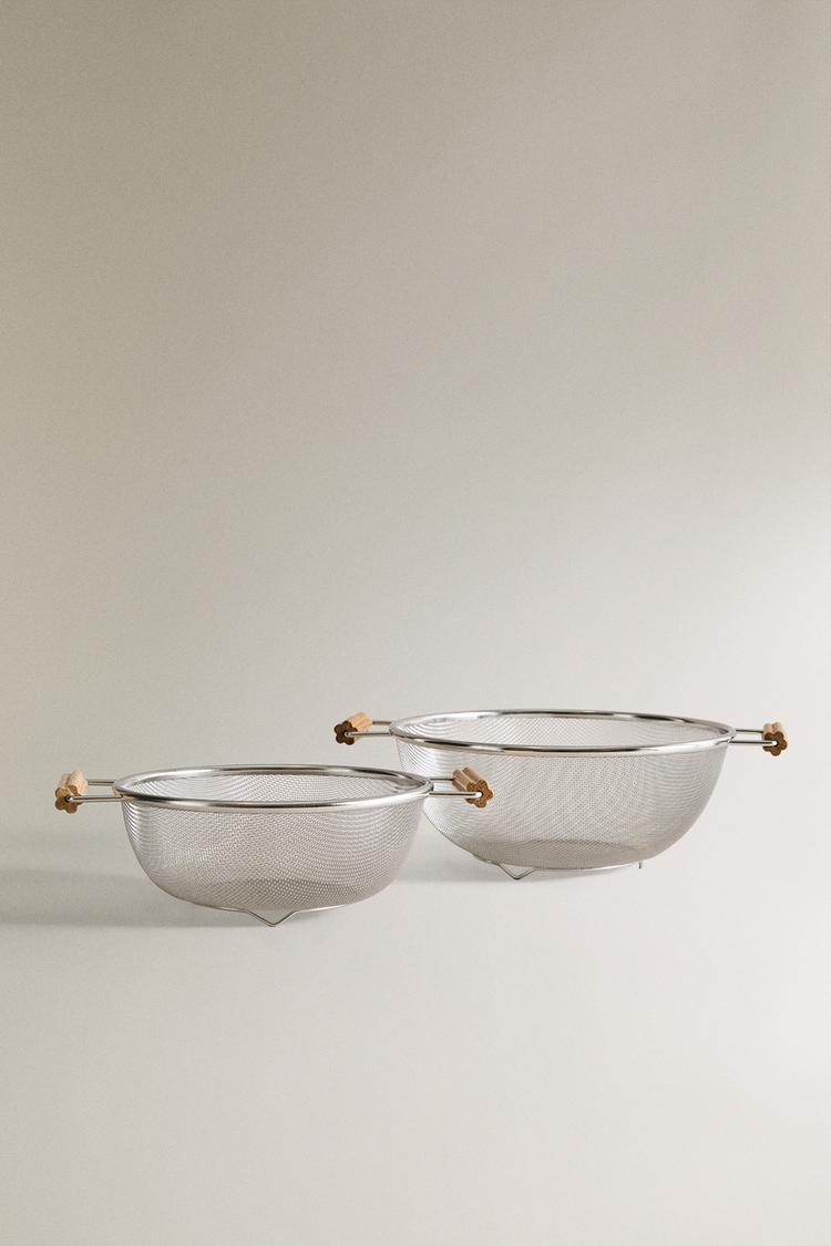 KITCHEN COLANDER WOODEN HANDLES - Zara product image