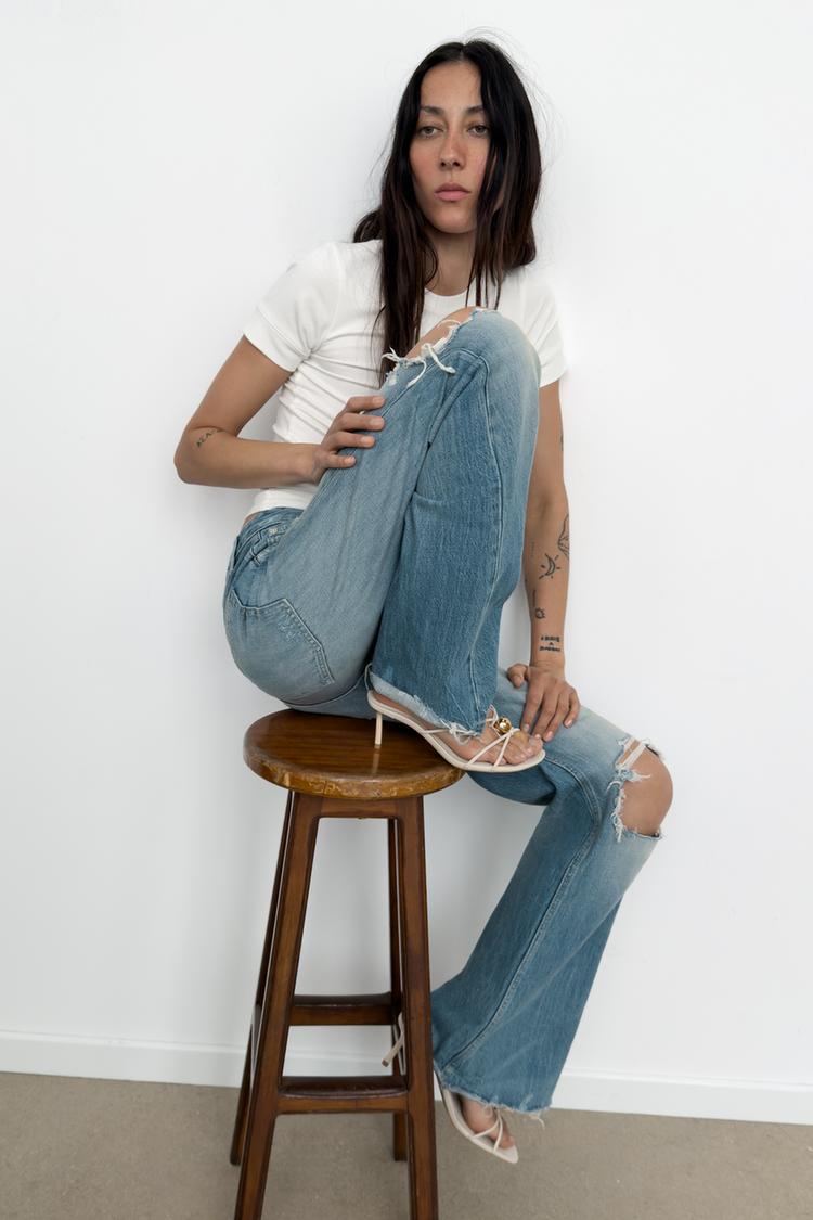 METALLIC APPLIQUE HEELED SANDALS - Zara product image