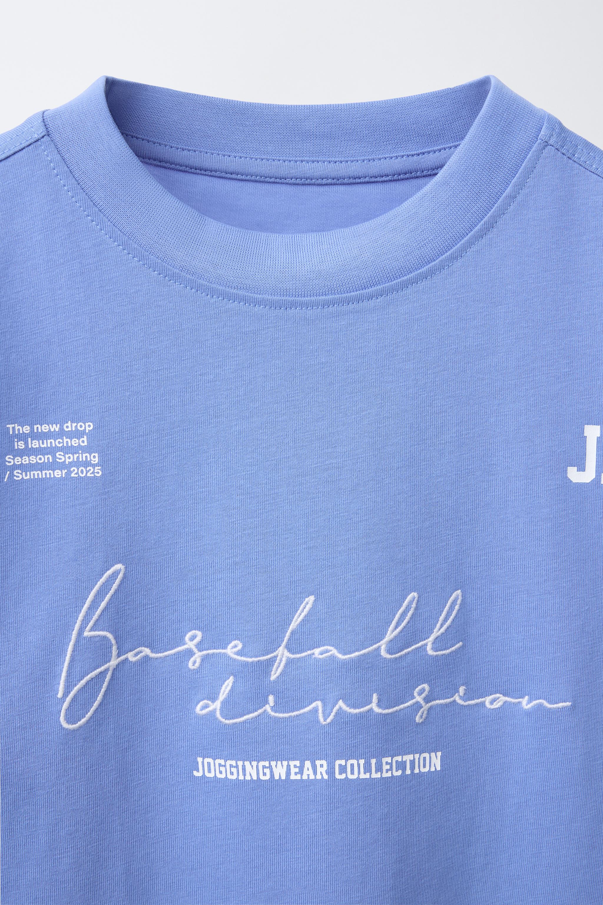 T-SHIRT JOGGING AVEC INSCRIPTION