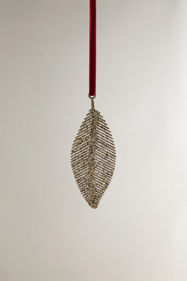 SHINY LEAF CHRISTMAS TREE ORNAMENT