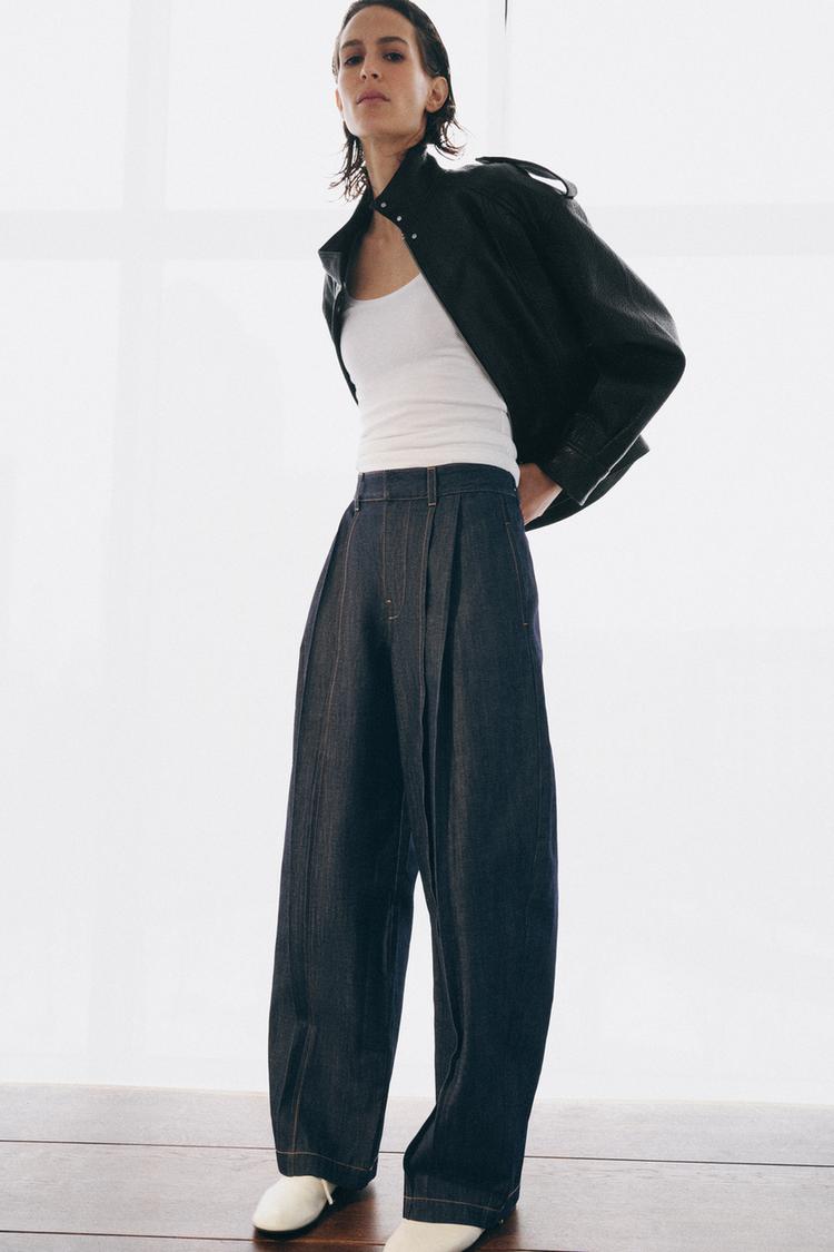ZW COLLECTION HIGH WAISTED BALLOON PLEATED JEANS - Zara product image