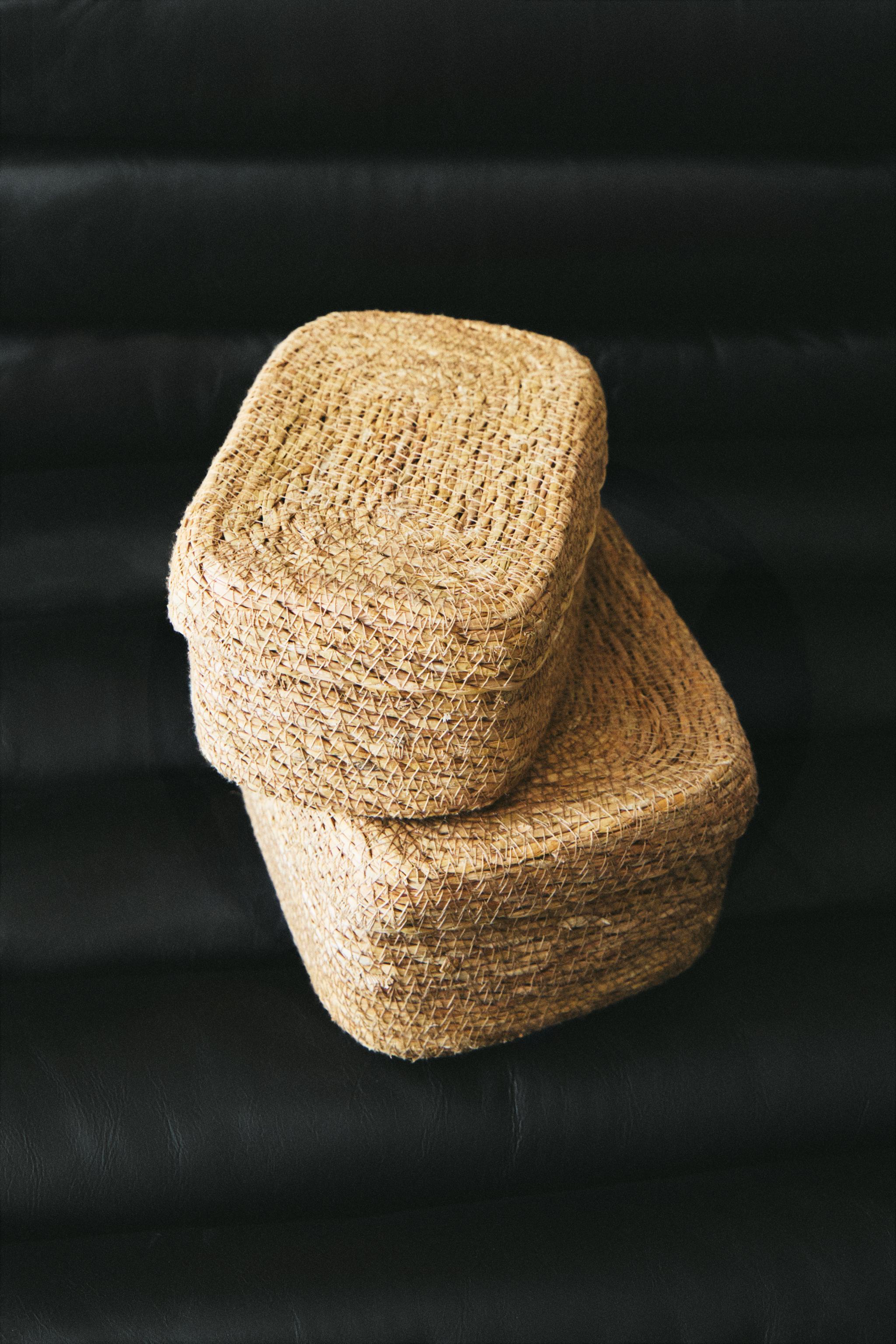 SEAGRASS BASKET WITH LID
