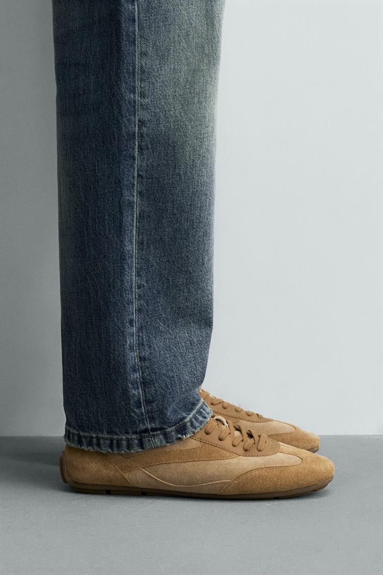 LEATHER SNEAKERS