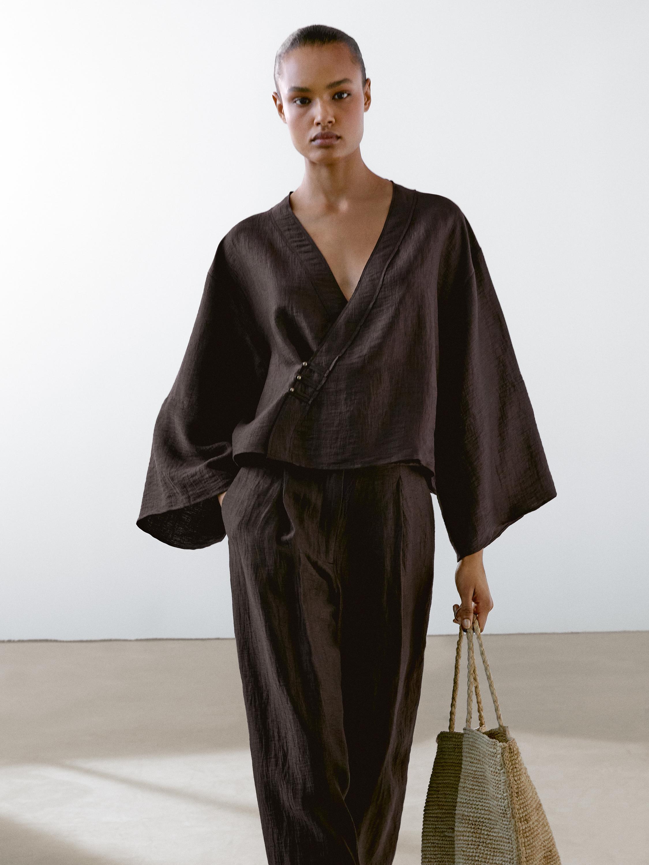 Linen blend crossover kimono