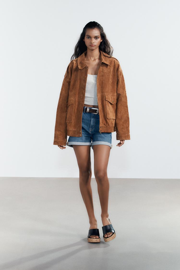 HIGH-WAISTED MOM FIT SHORTS