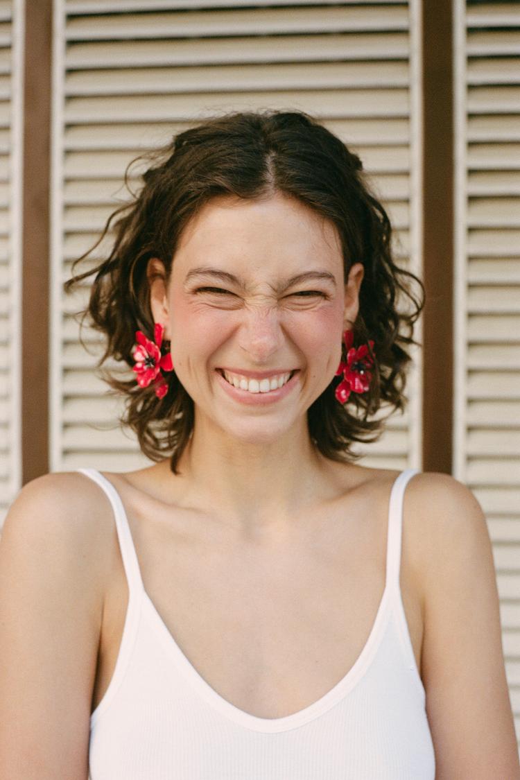 ENAMELED FLOWER MAXI EARRINGS - Zara product image