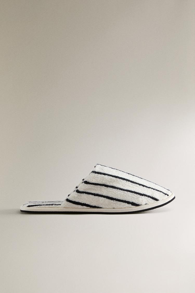 STRIPED TERRY BATHROOM SLIPPERS - Zara product image