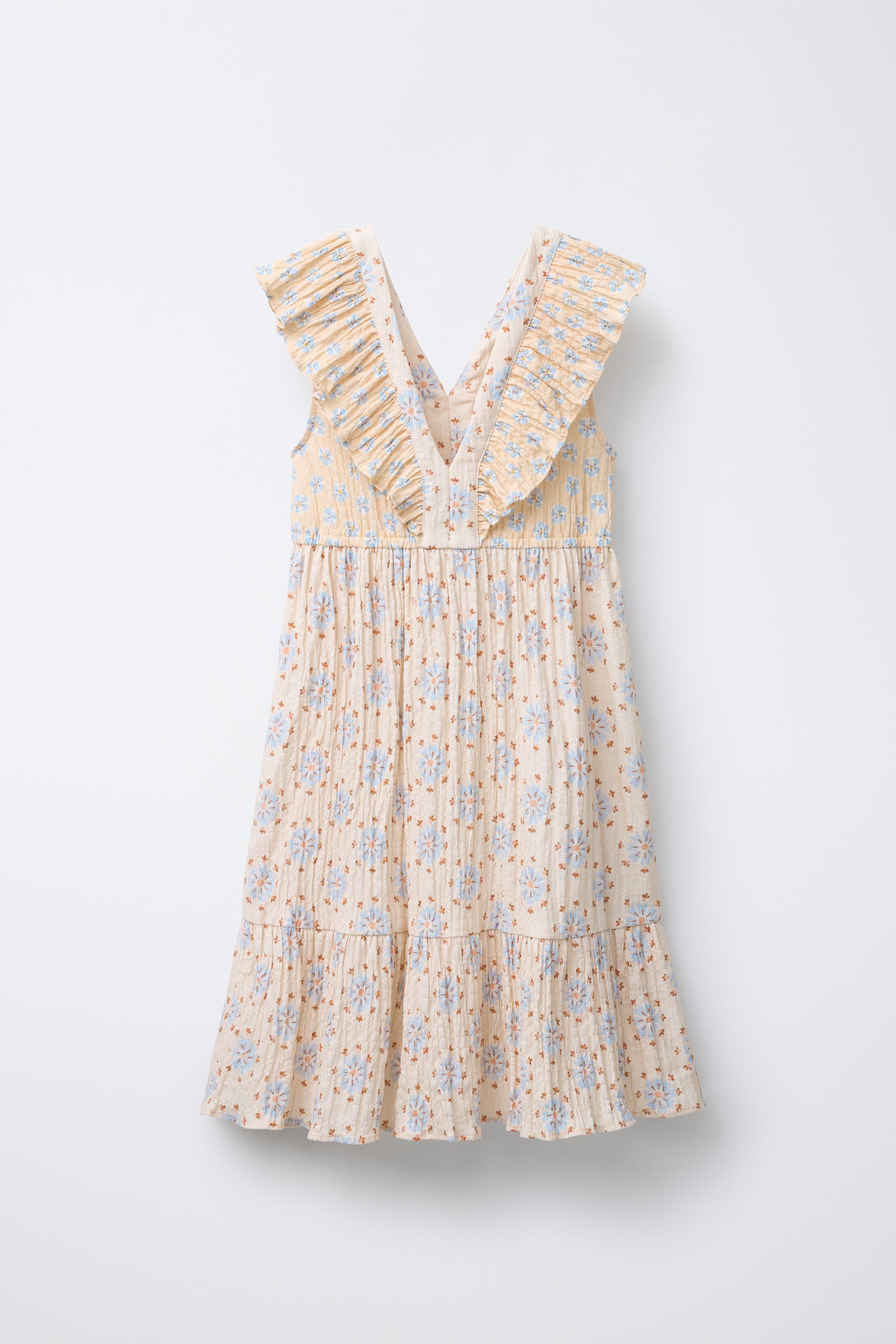 FLORAL RUFFLE TEXTURED DRESS