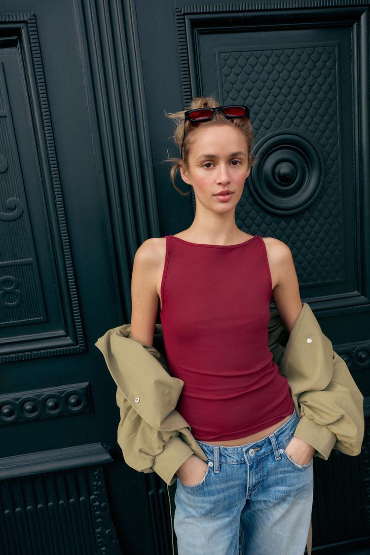 MINIMAL SLEEVELESS T-SHIRT - Zara product image