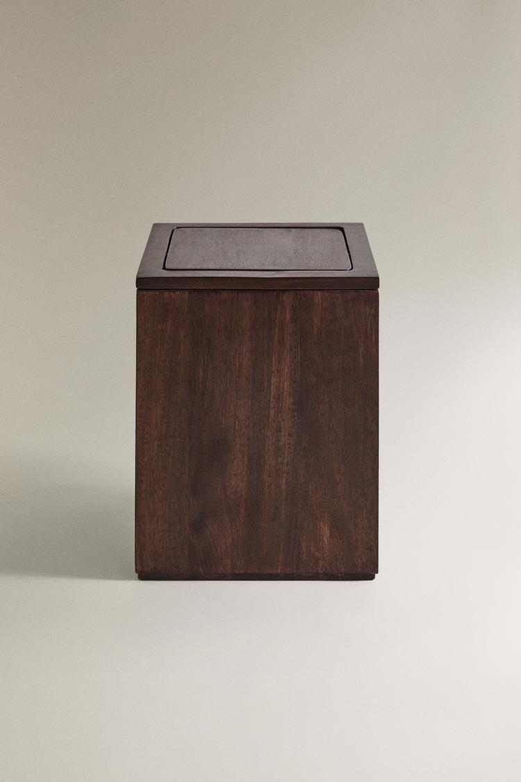 SQUARE DARK WOOD BIN