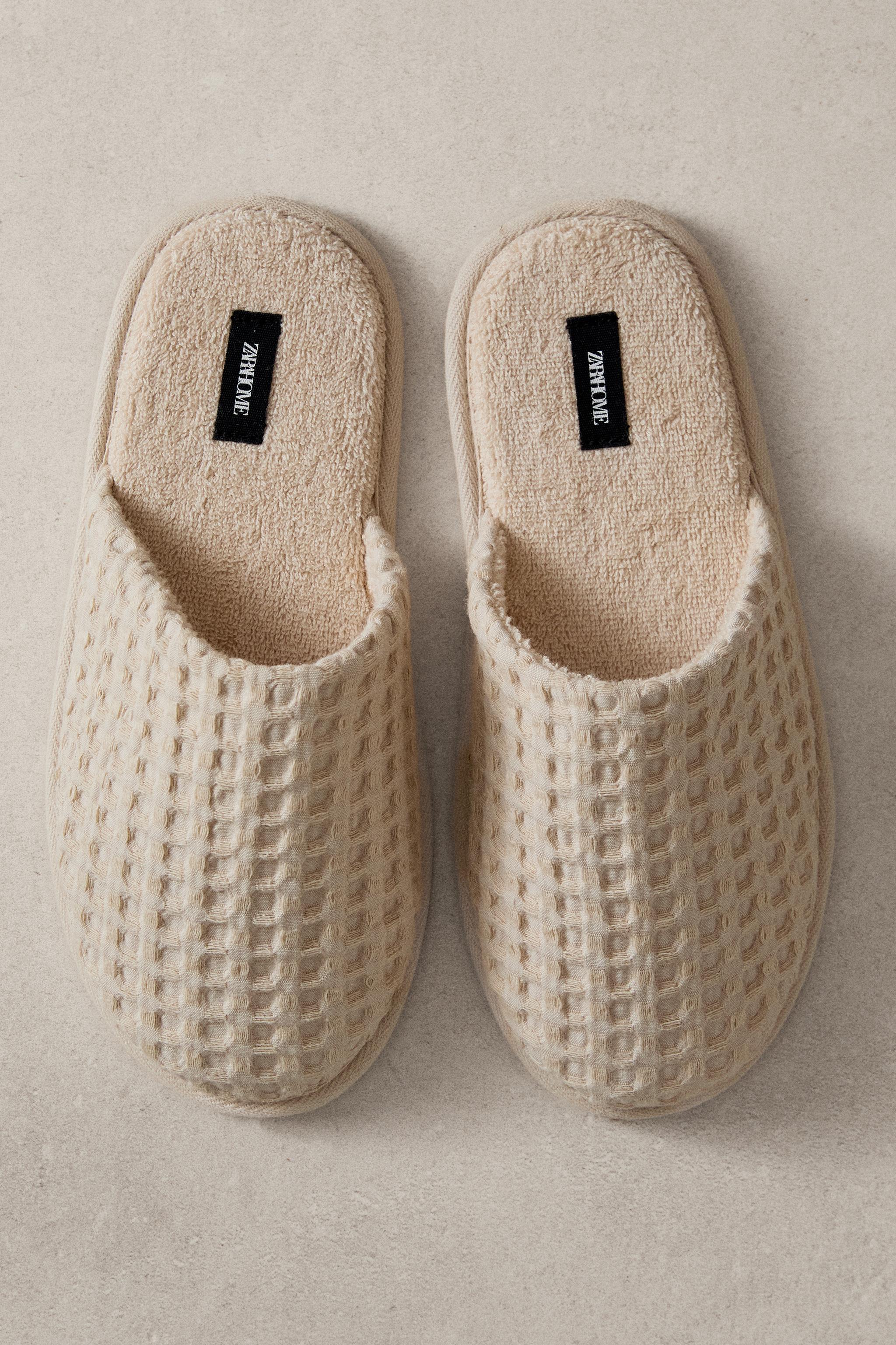 WAFFLE-KNIT SLIPPERS