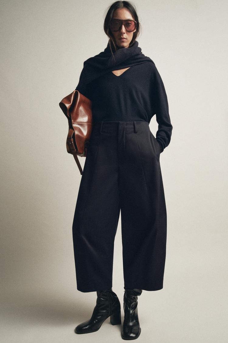 100% EXTRA-SOFT WOOL V-NECK JUMPER - Zara product image