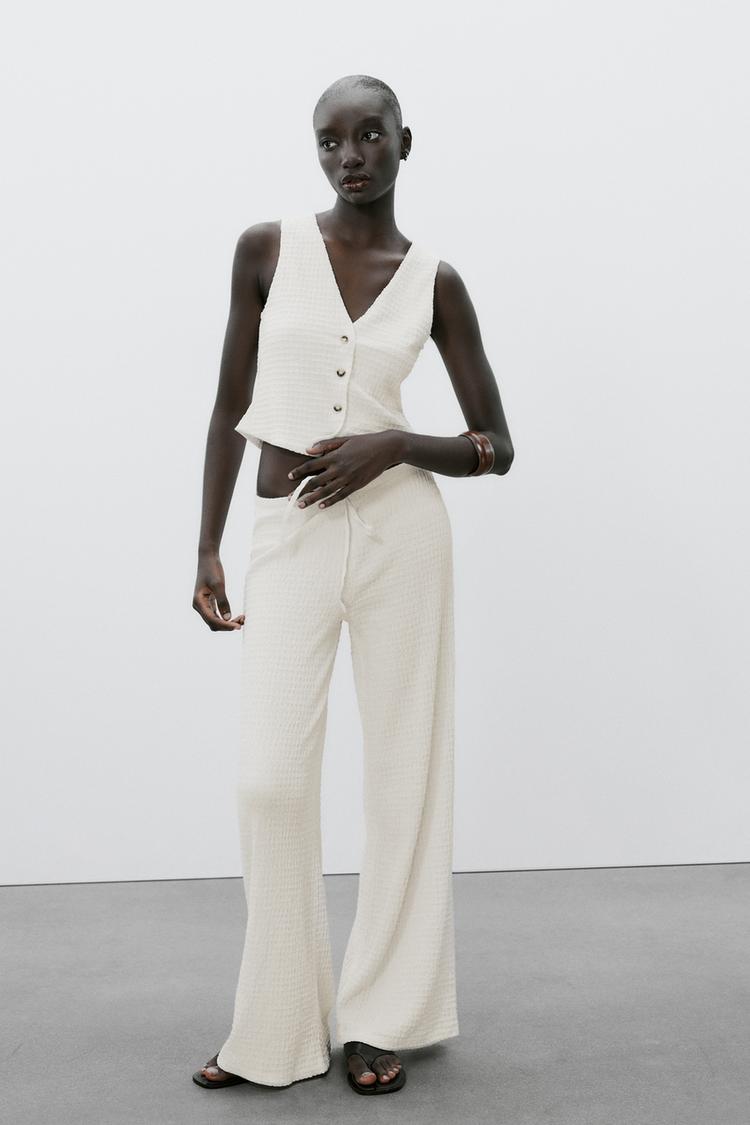 TEXTURED STRAIGHT LEG PANTS