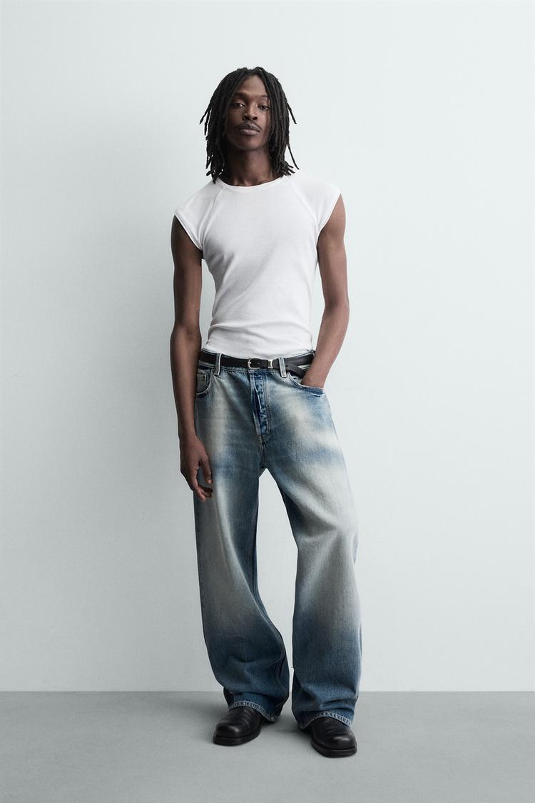 FLARE FIT JEANS - Zara product image