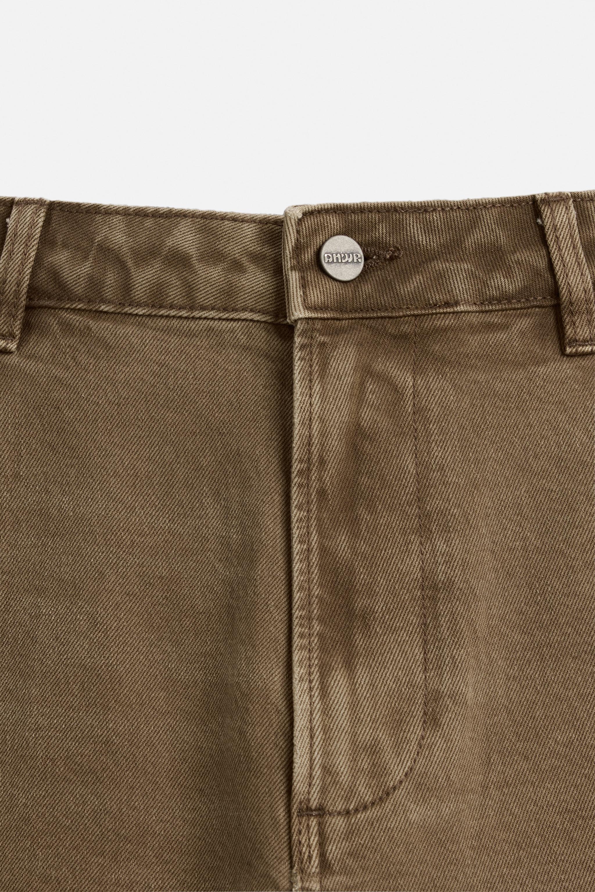 CARPENTER POCKET SHORTS