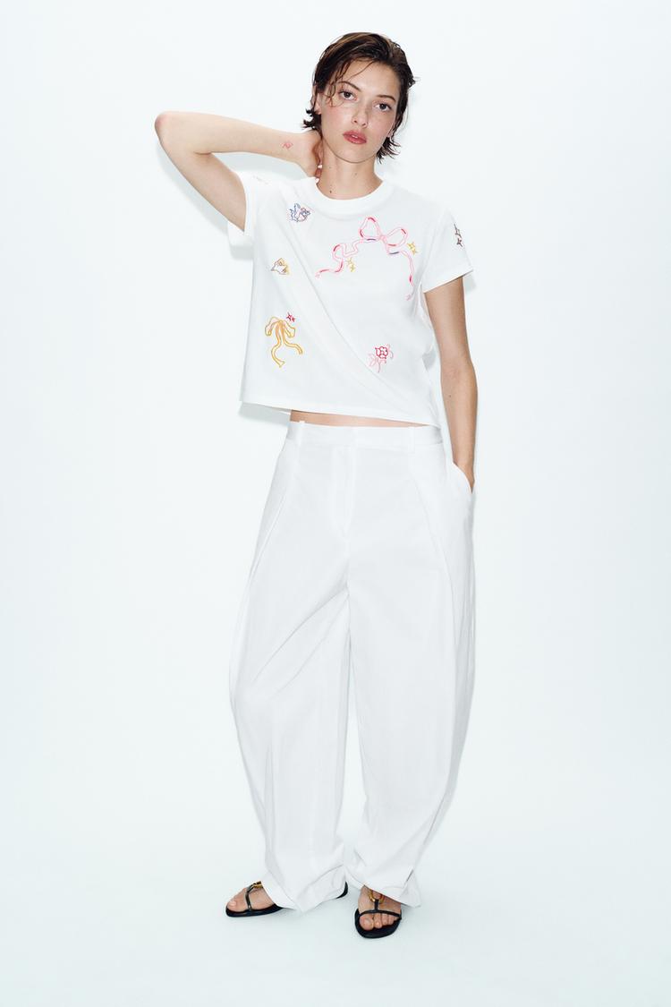 CONTRAST EMBROIDERY T-SHIRT - Zara product image