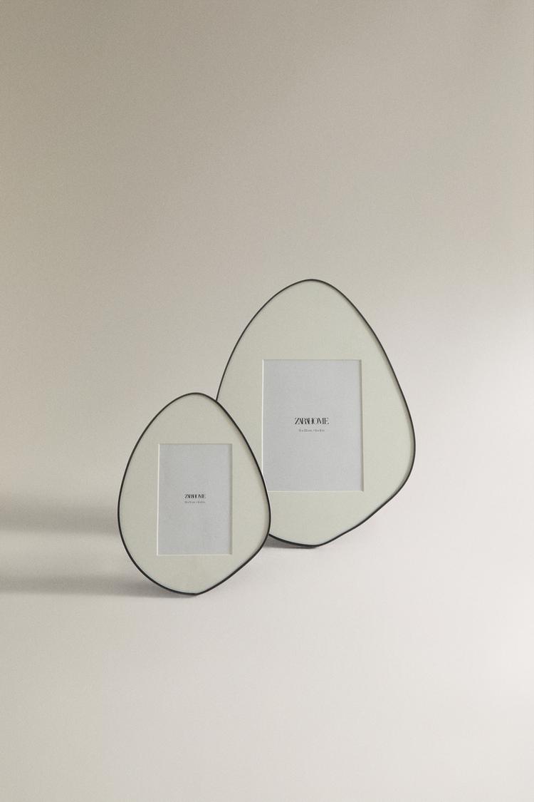 IRREGULAR SHAPE PHOTO FRAME - Zara product image