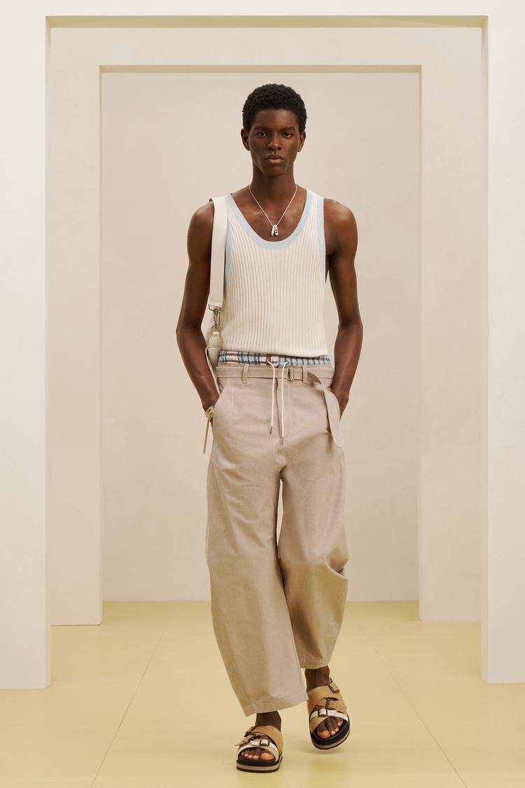 LTHR SNDLS - Zara product image