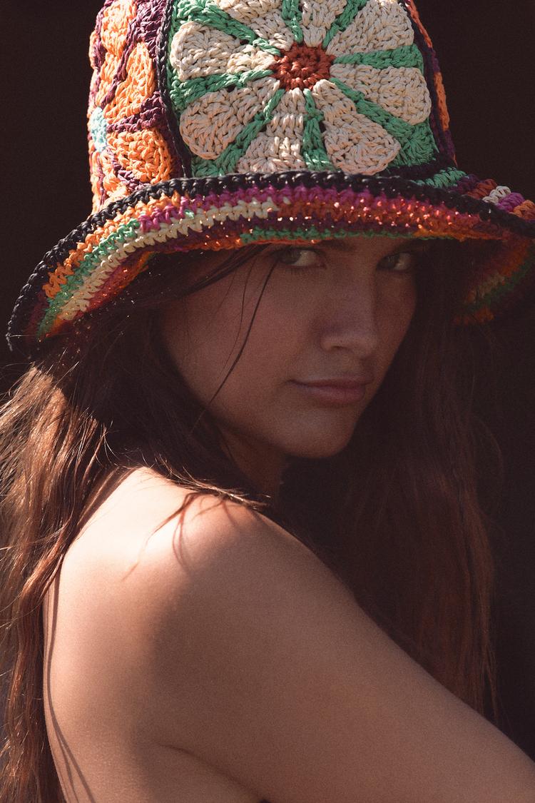 FLORAL PRINT BUCKET HAT - Zara product image